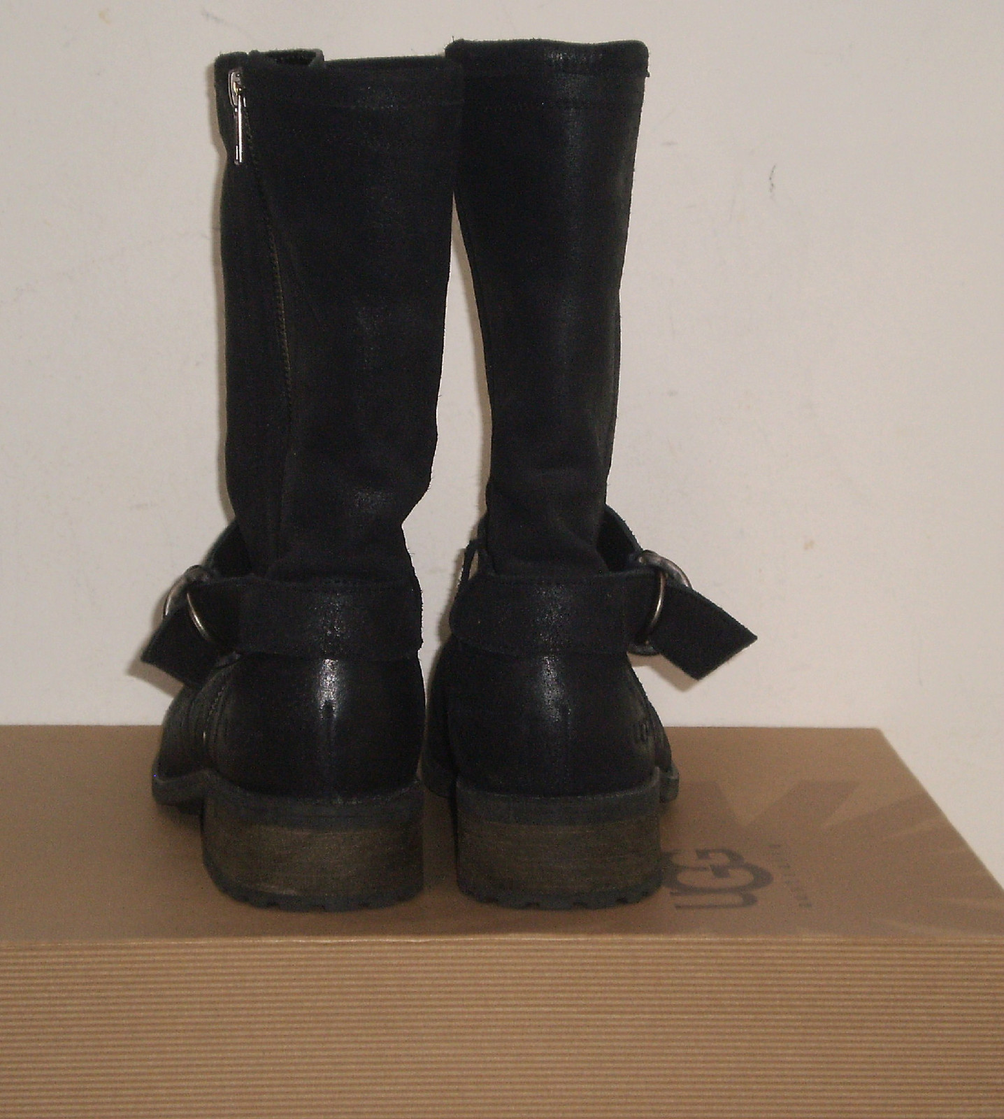 UGG Australia SILVA Moto Inspired Boot BLACK Burnished Suede 6US NWOB $175 MSR