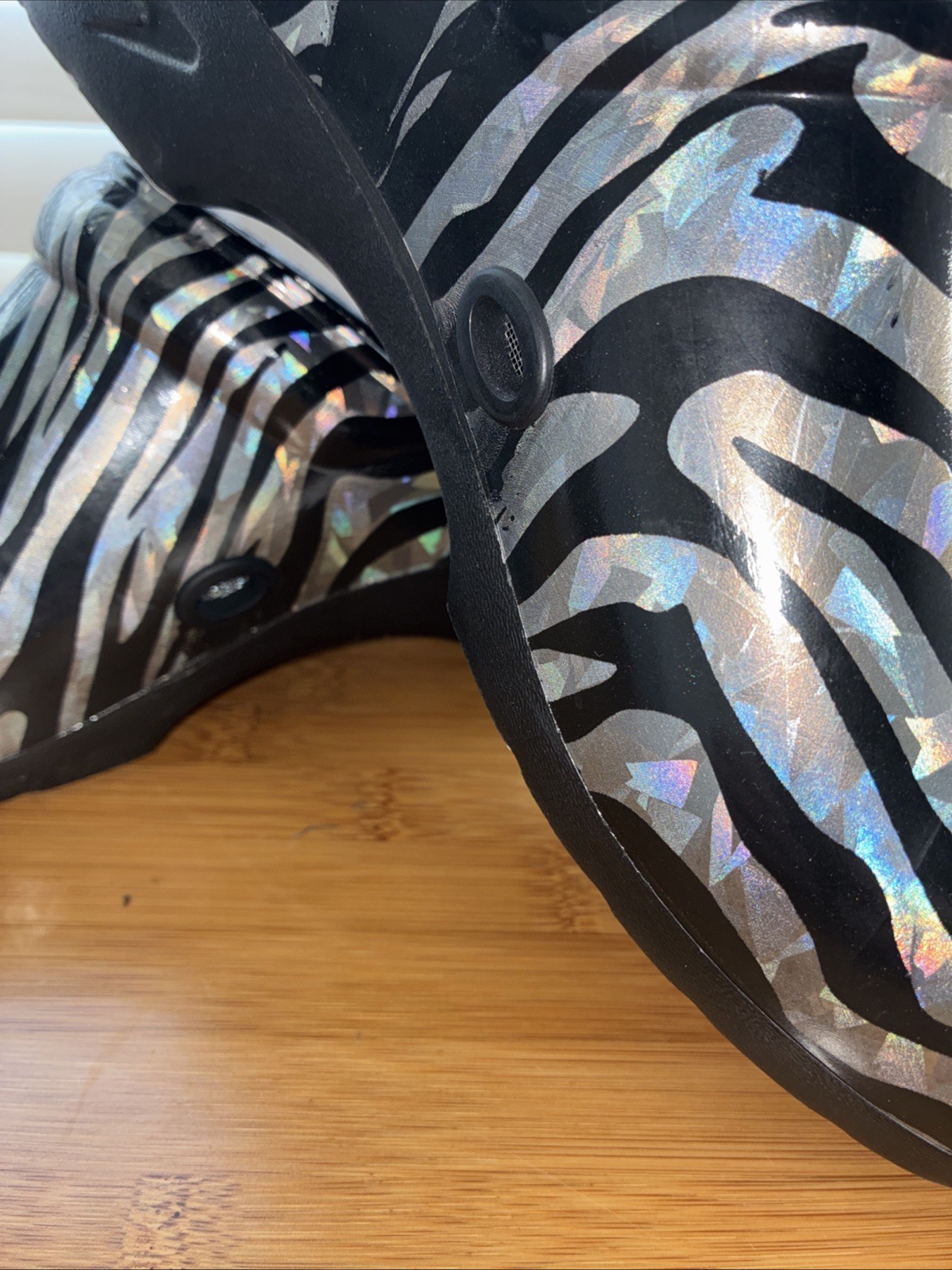 Anywear SR Angel Metallic Zebra Holographic Nursing Clogs Womens 11 Mens 9 Work