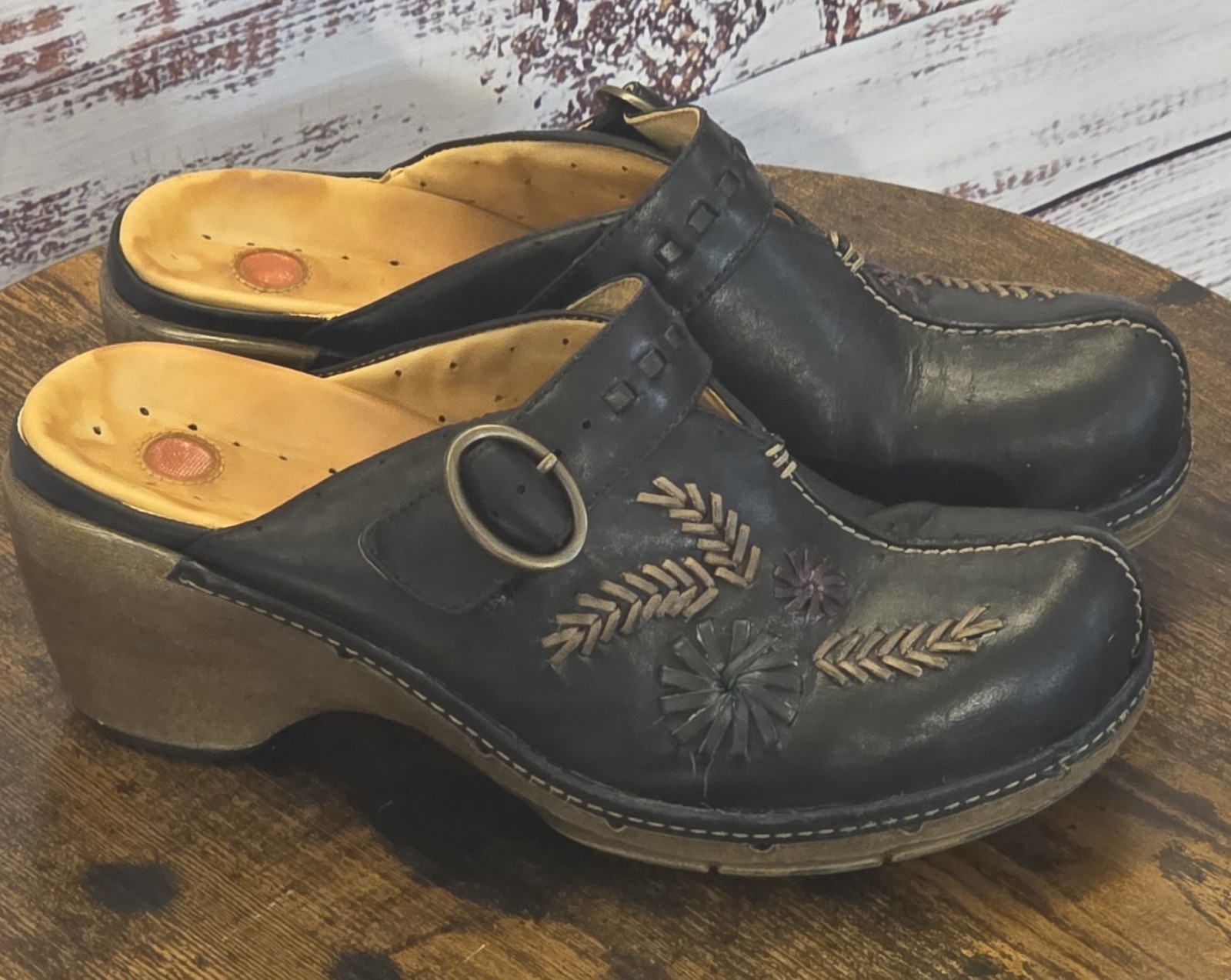 Clarks Structured Leather Mule Clogs Black Floral Embroidery Bohemian Retro 7M