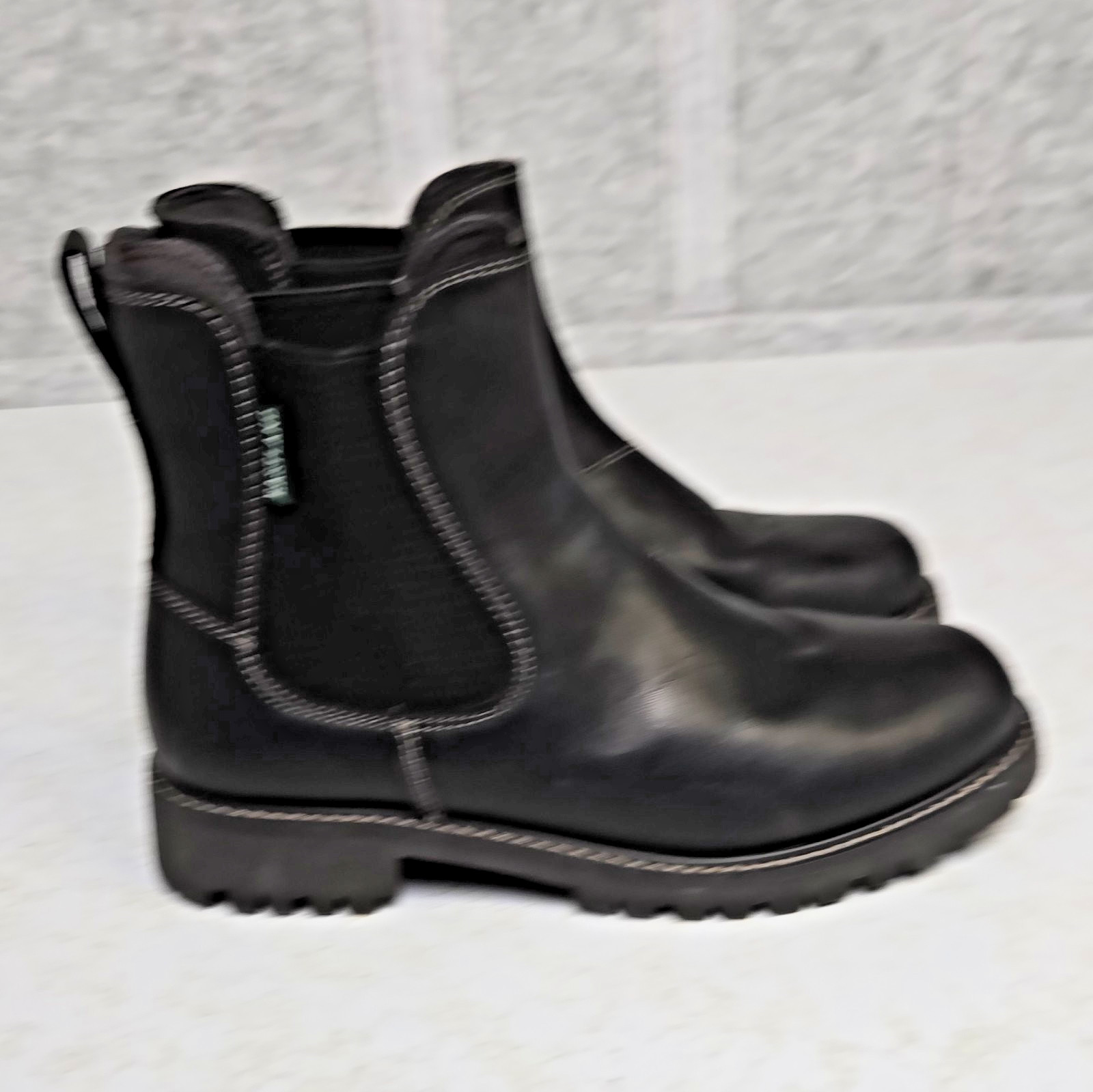 Eastland Ida Black Leather Chelsea Boots Pull On Memory Foam Women’s 7 EUR 37.5