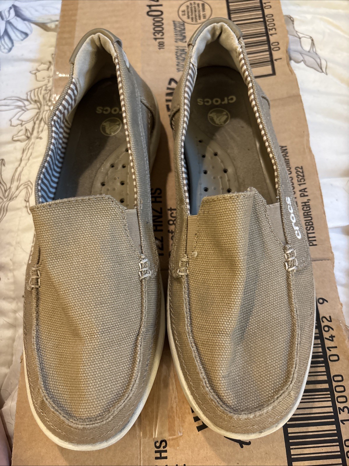 CROCS Khaki/Stucco Canvas Women’s Loafers Size 8