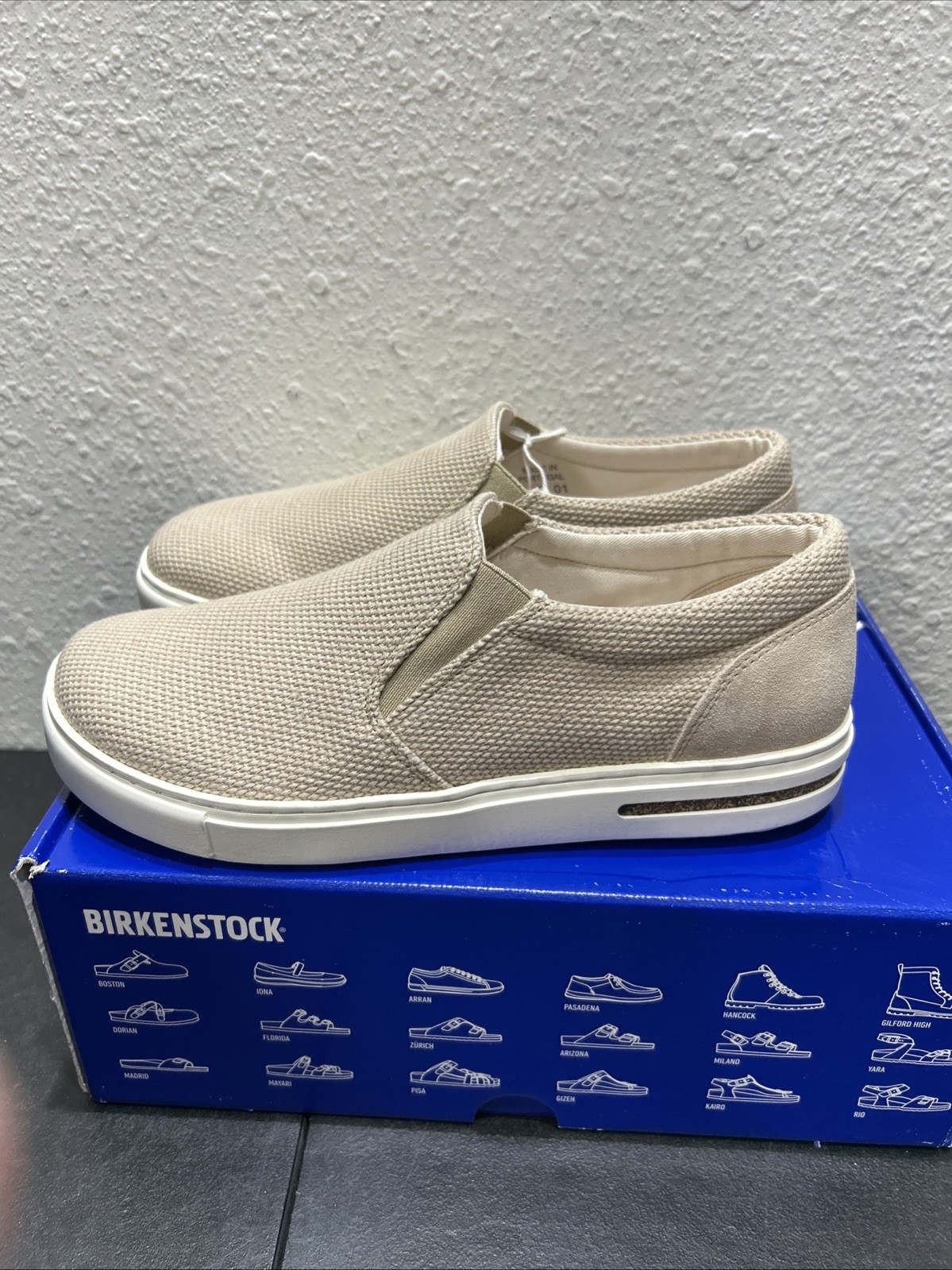Birkenstock Oswego EU 40 Shoes Sandcastle Slip-On Unisex Men 7 Ladies 9