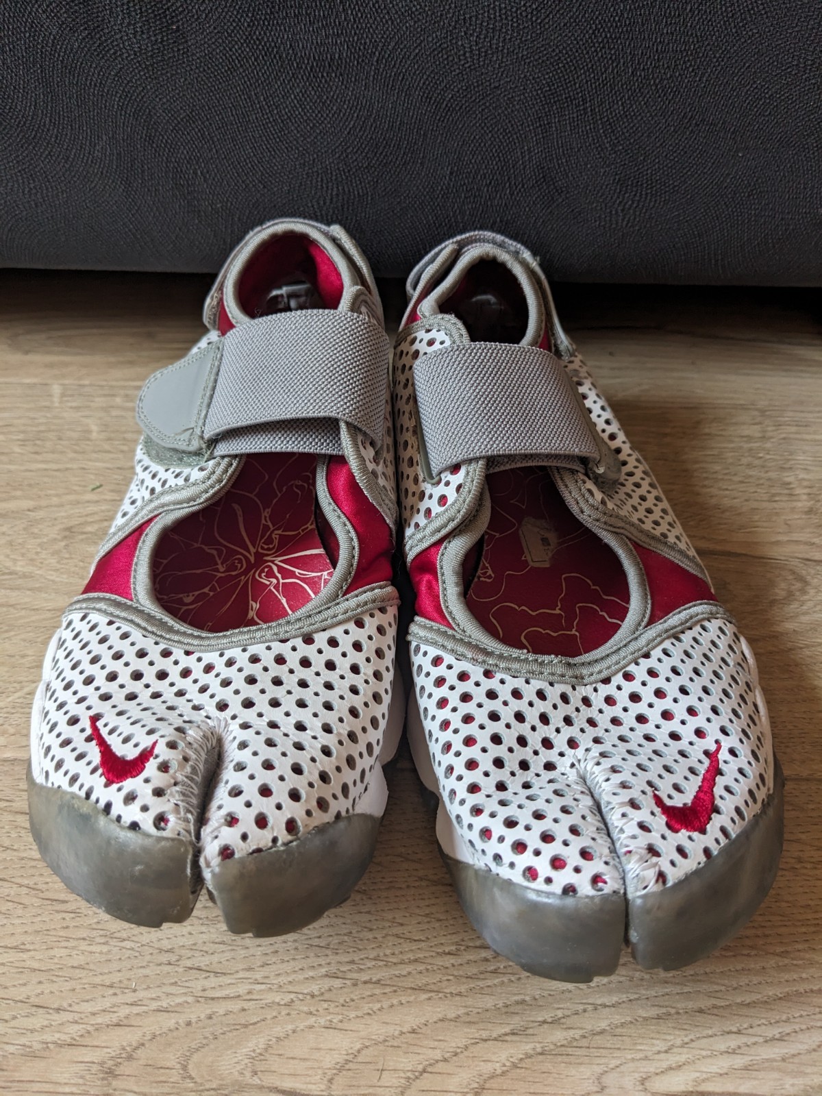 Nike Rift Tabi Y2K Sandals Size EUR 40.5
