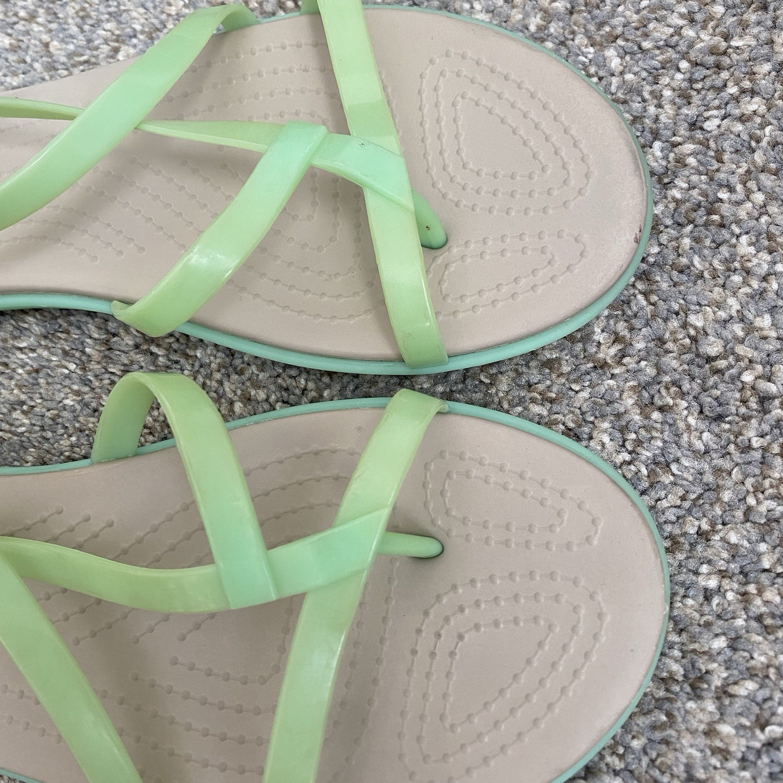 CROCS Isabella Gladiator Sandals Size 11 Mint Green Jelly Flat Beach Pool Resort