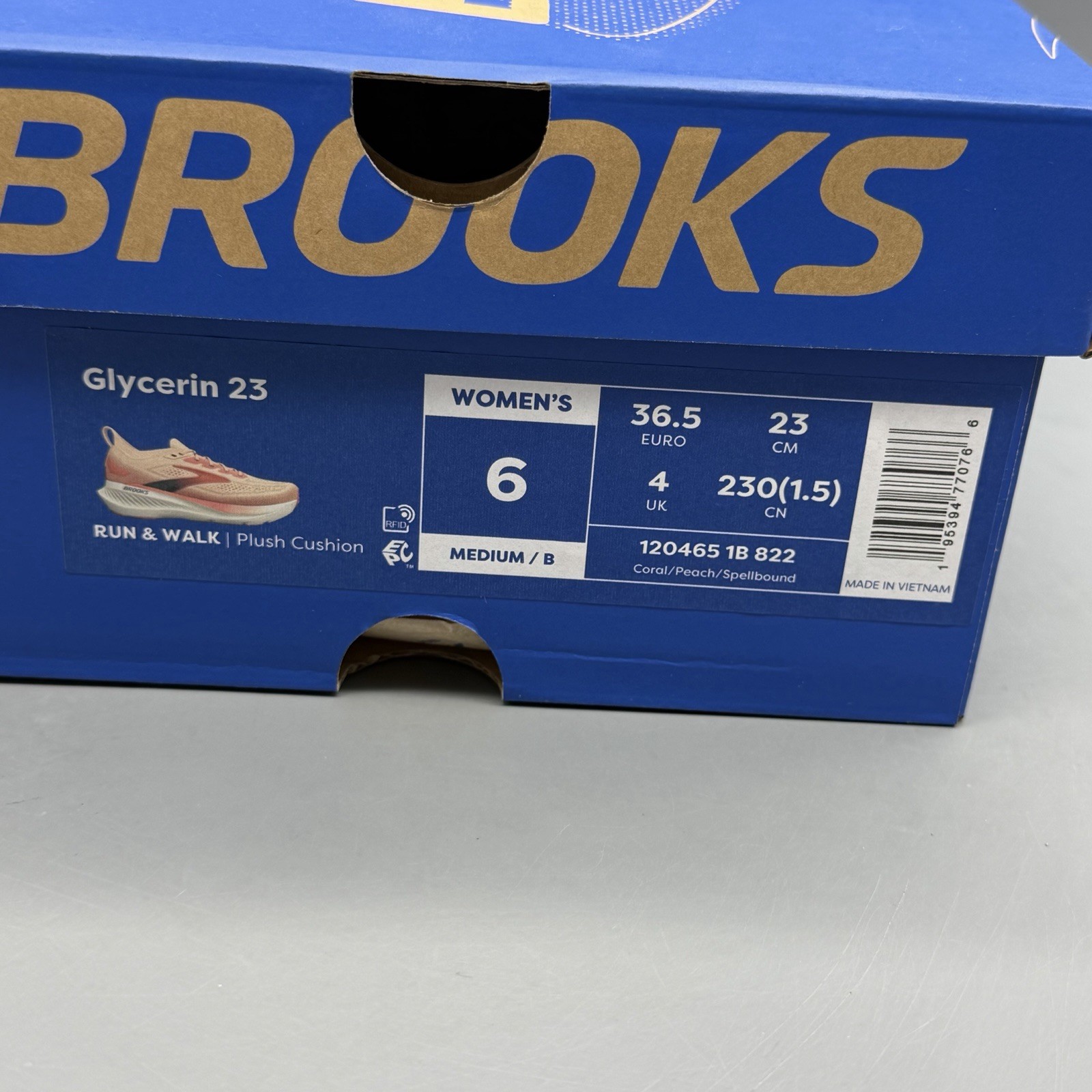 Brooks Glycerin 23 Women’s 6 B Running Shoes Athletic Gym Walking Coral Peach