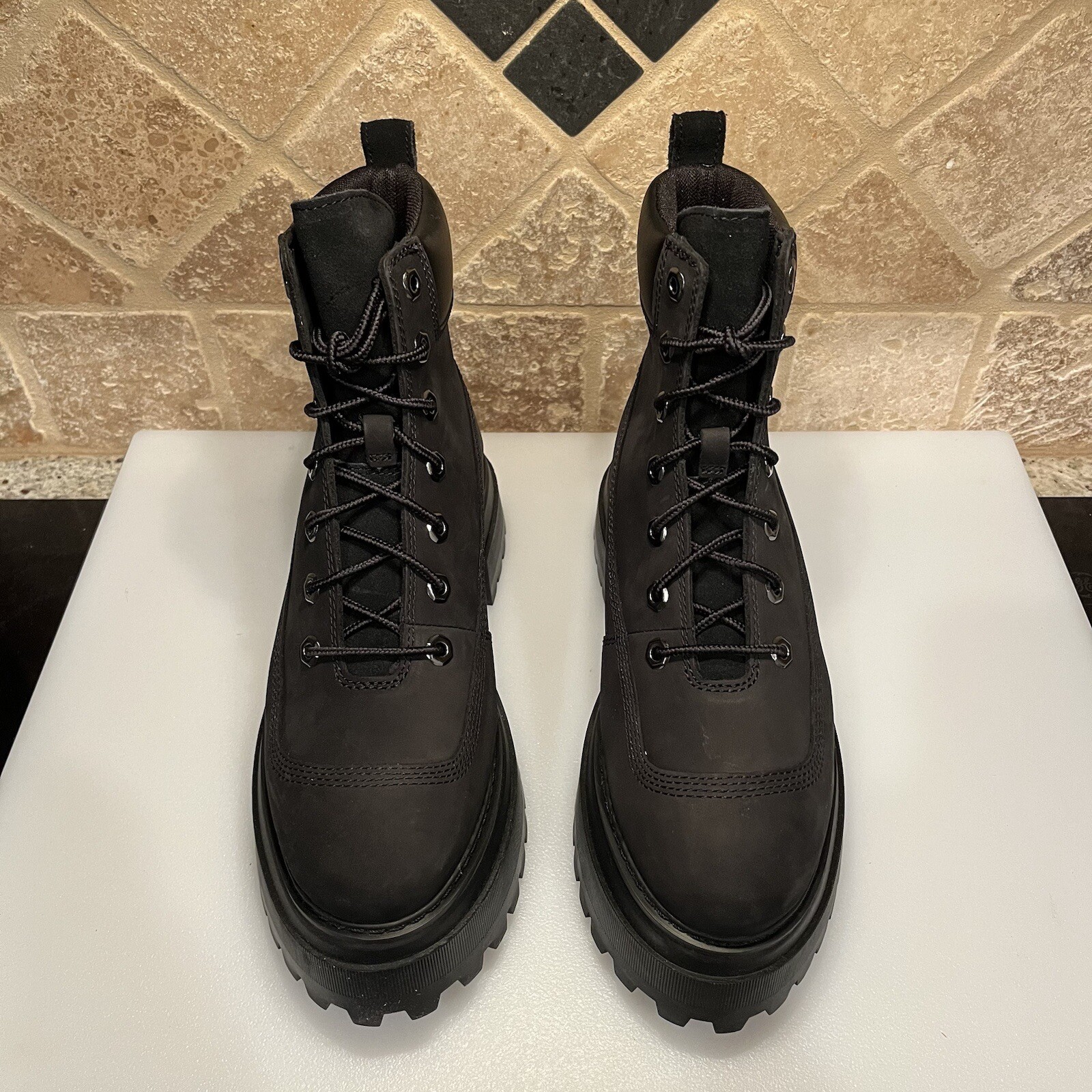 Timberland Sky 6 Inch Lace Up Platform Boots Black Nubuck Women 9.5 NIB TB0A428J