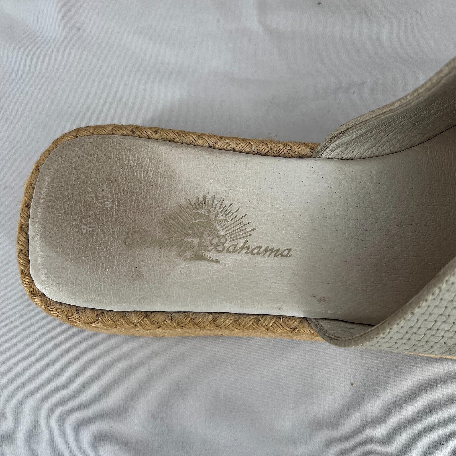Tommy Bahama Balboa Pier rattan slide relaxed slip on vacation shoes cream 9
