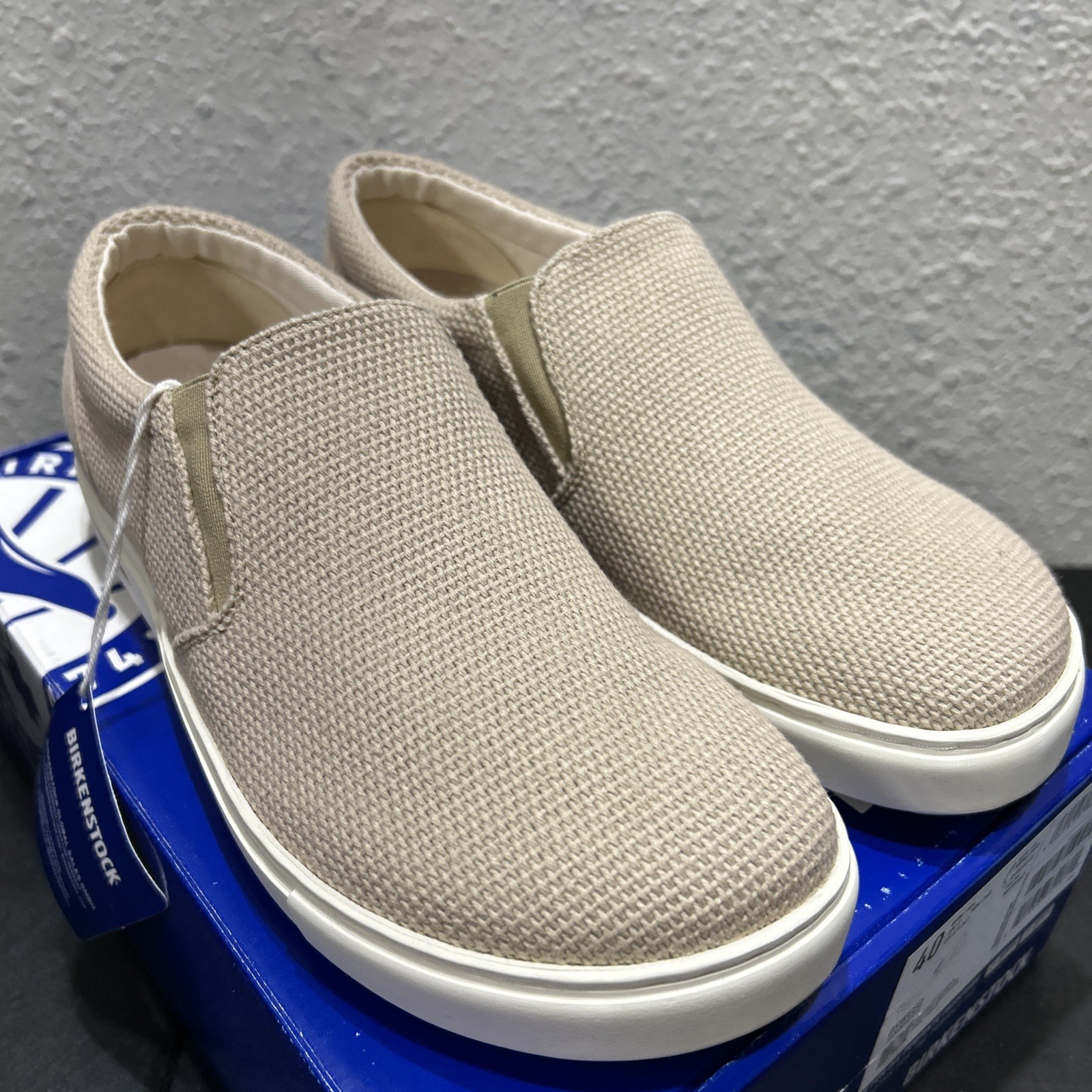 Birkenstock Oswego EU 40 Shoes Sandcastle Slip-On Unisex Men 7 Ladies 9