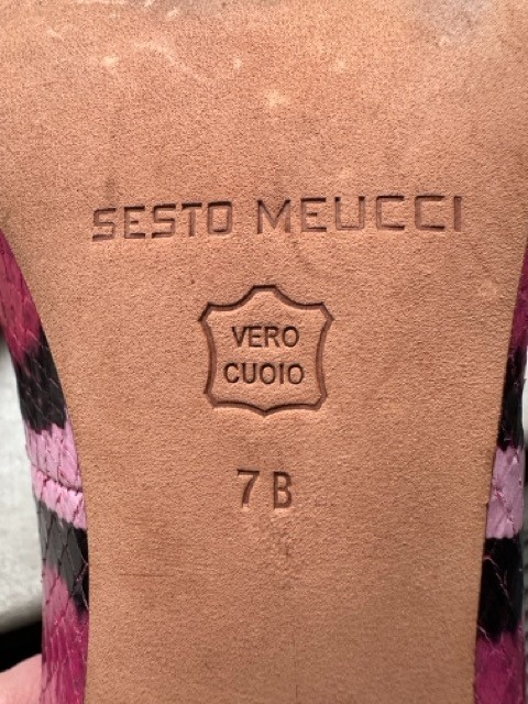 Sesto Meucci Pink Python Snake Print Kitten Heel Pump Sz 7B Italy Vero Cuoio Lea