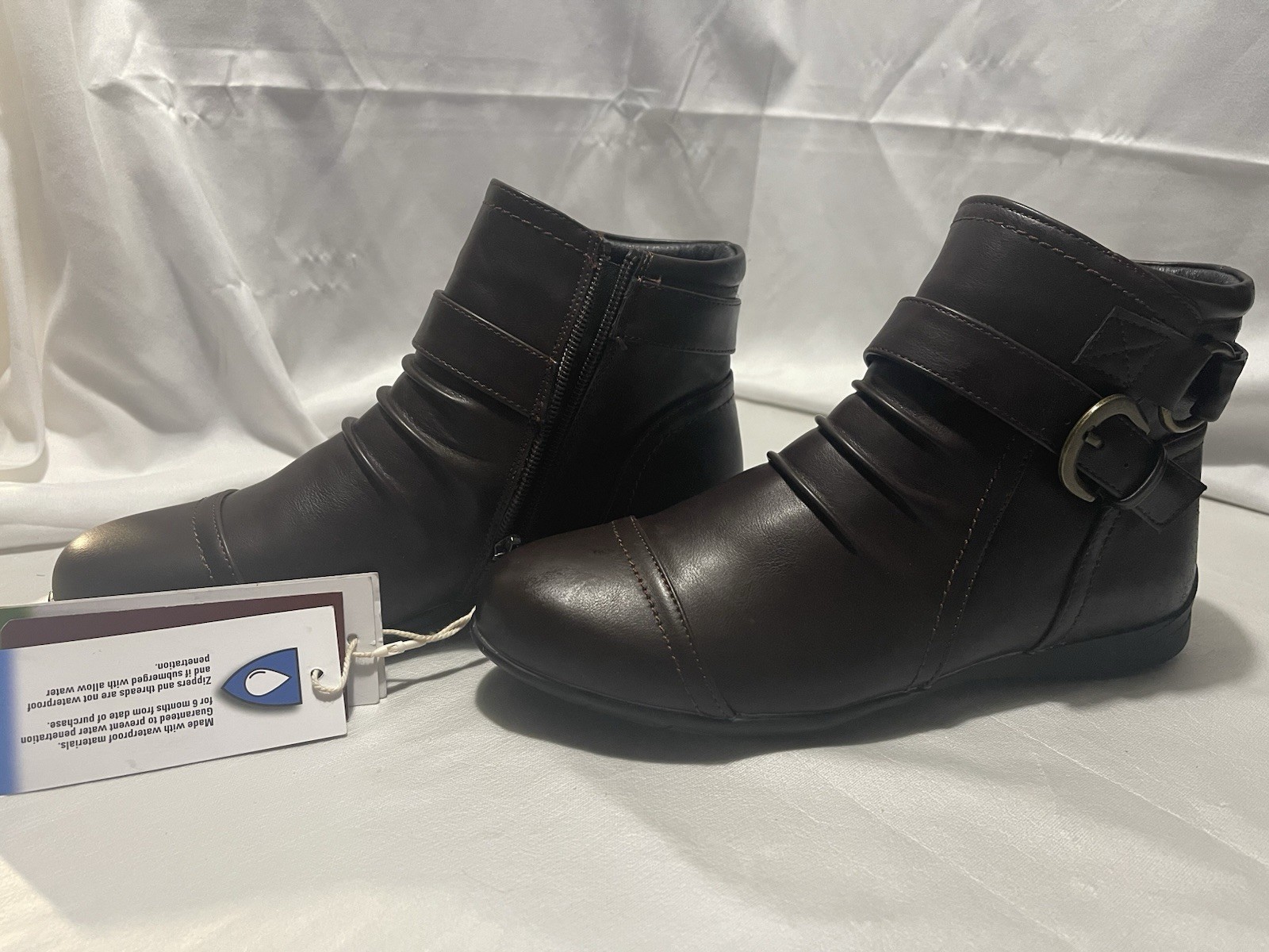 Wanderlust Womens 7 Dark Brown Ankle Boots Buckle Zip NWT