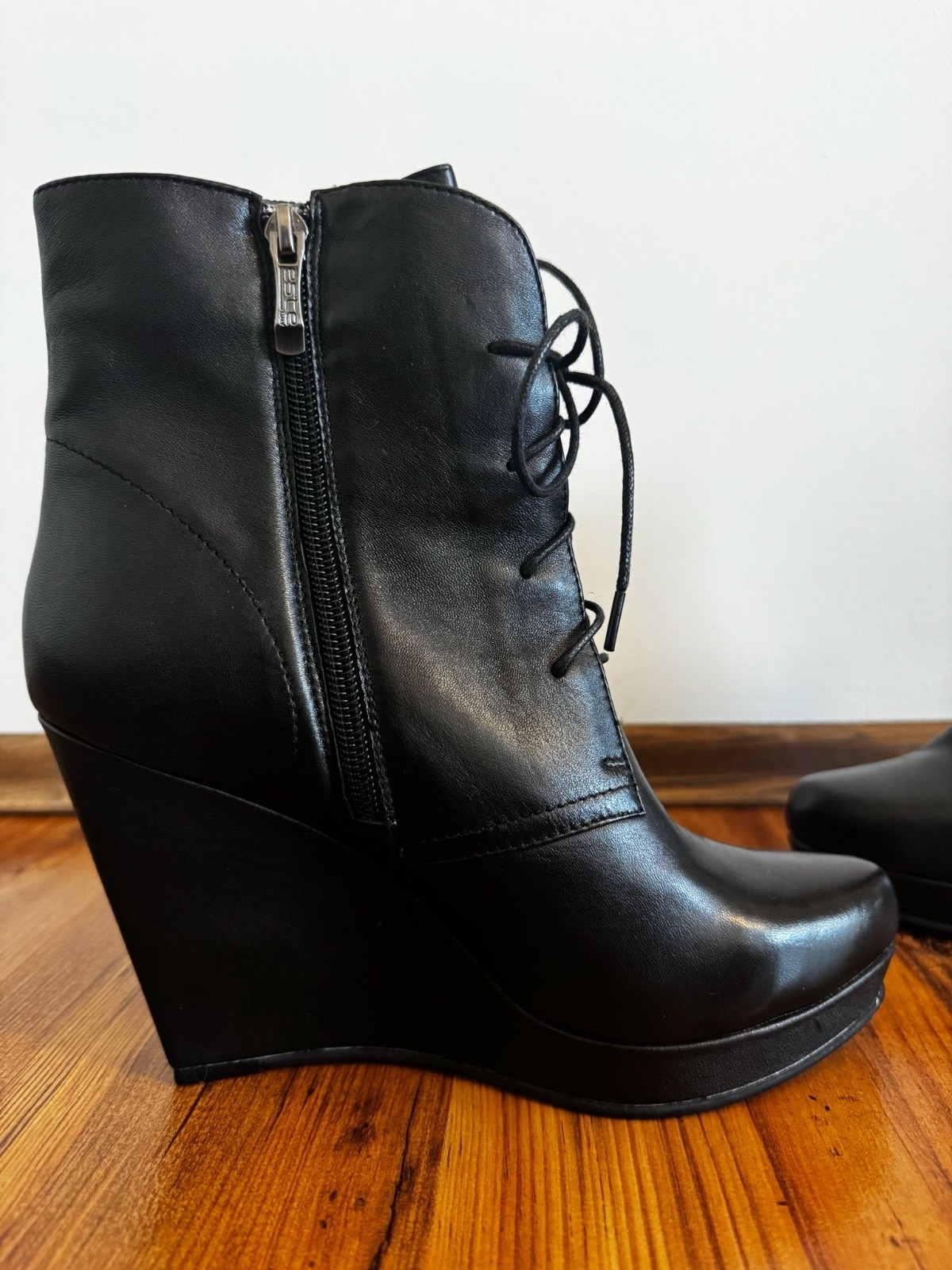 ESTE Made in Italy Black Leather Wedge Ankle Boots EU 40 US 9 Lace Up Zip
