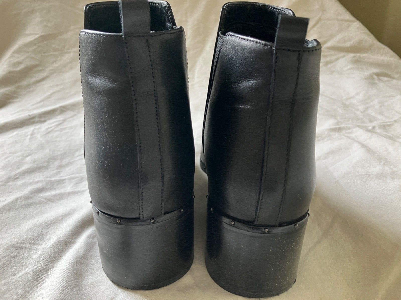 Carlos by Carlos Santana Ginger black leather chelsea boot 9M