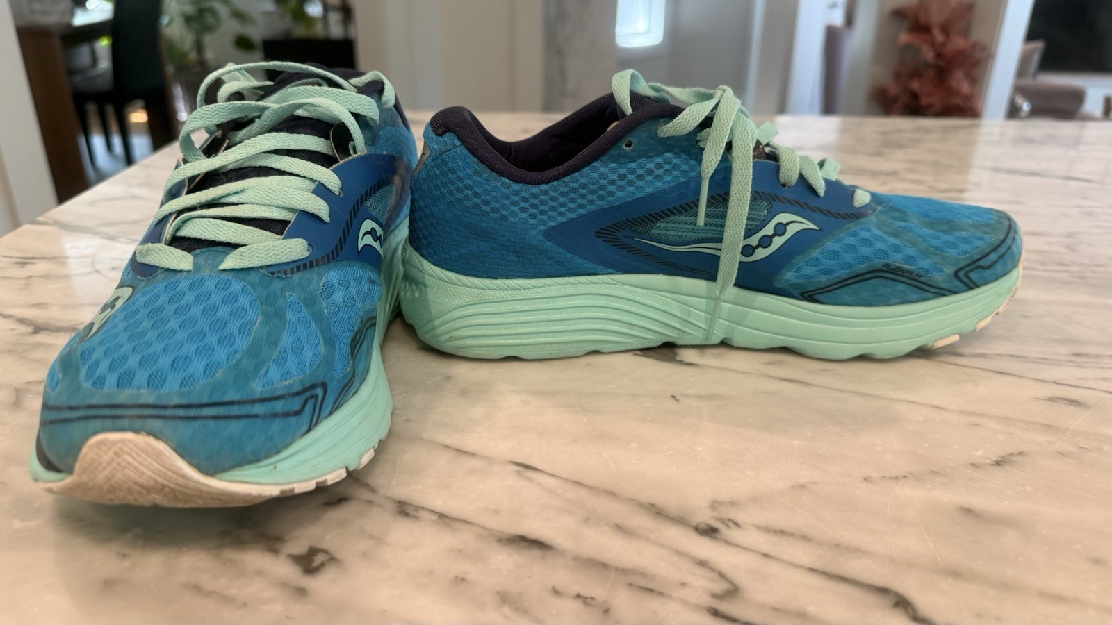 Saucony Kinvara Natural Series Women’s Lace-Up Low Top Sneakers Blue/Green