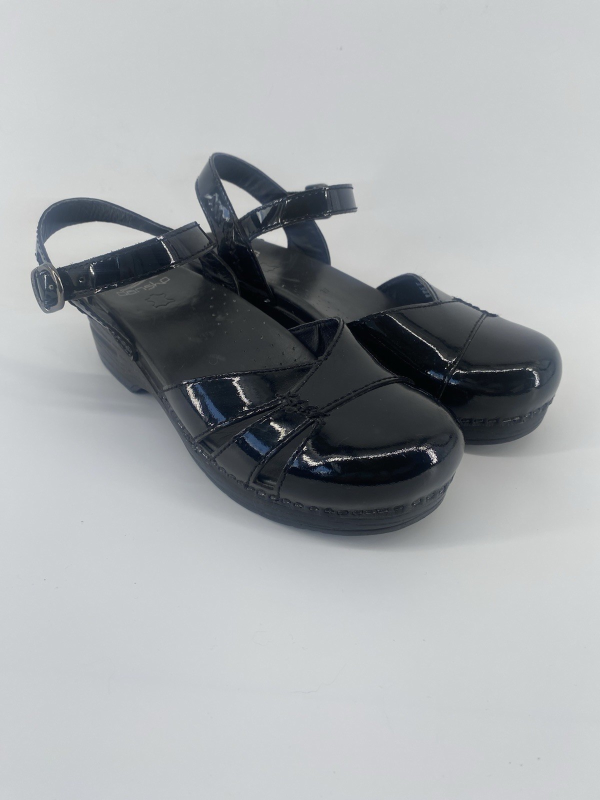 Dansko Maeve Black Patent Leather Sandal Clog Women’s Size 39EU/8.5US