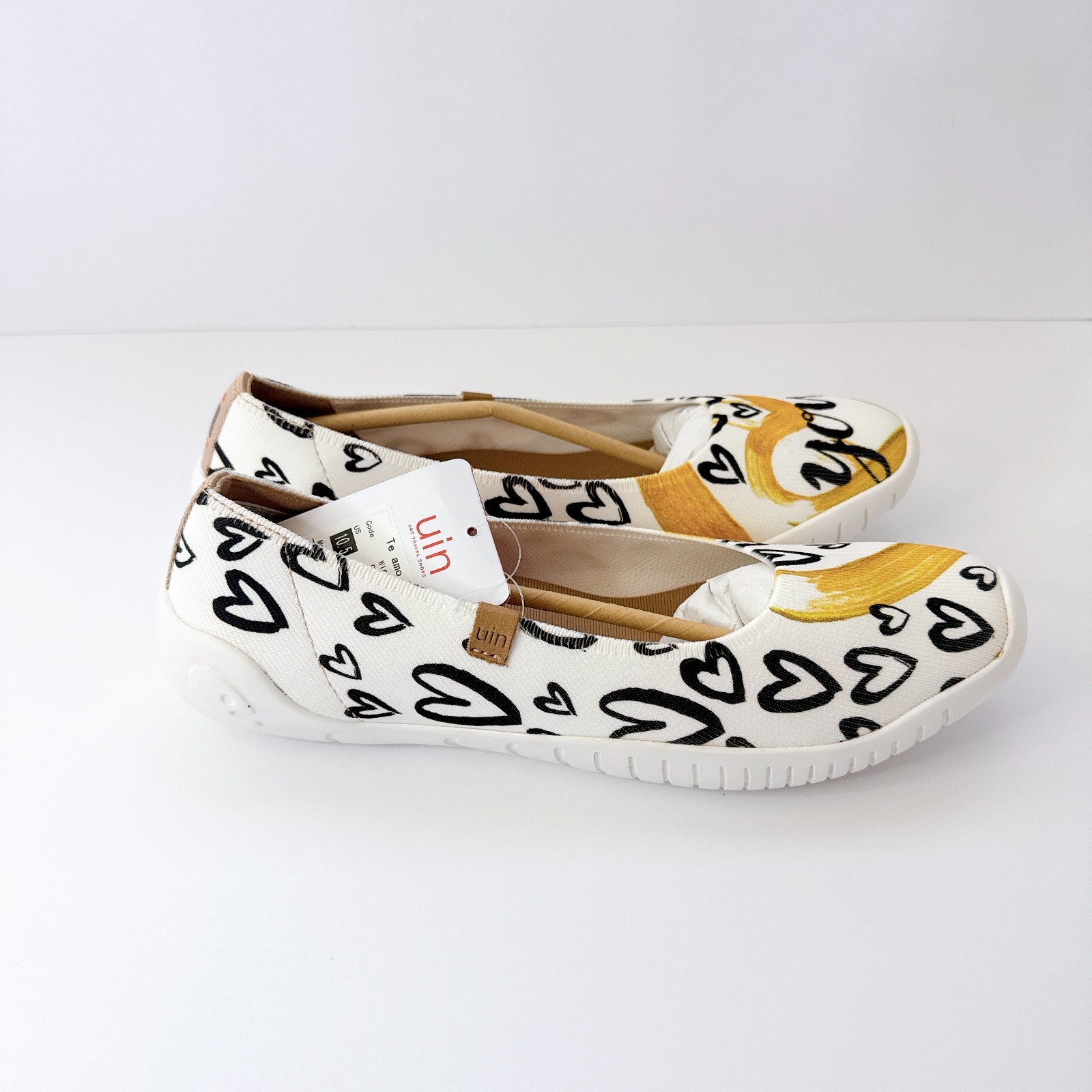 Women’s Size 10.5 UIN Te Amo Art Hearts Flats Slip-On Comfy Shoes Knitted