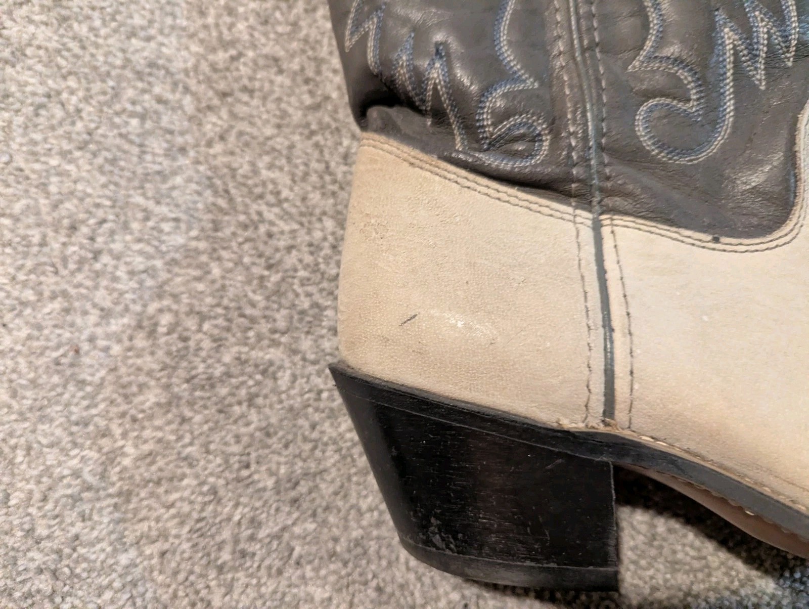 Vintage Wrangler Cowboy Boots Womens 7 M Gray Western Cowgirl 4772 USA Made