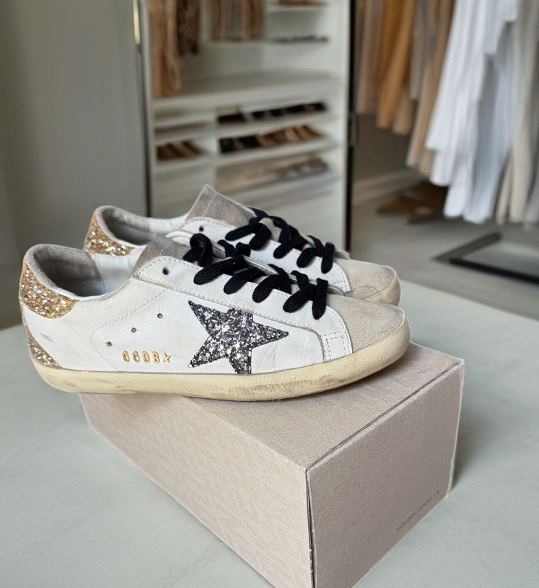 Size 6 or size 36 EU -Golden Goose Superstar White Gold Glitter GWF00102-F005358