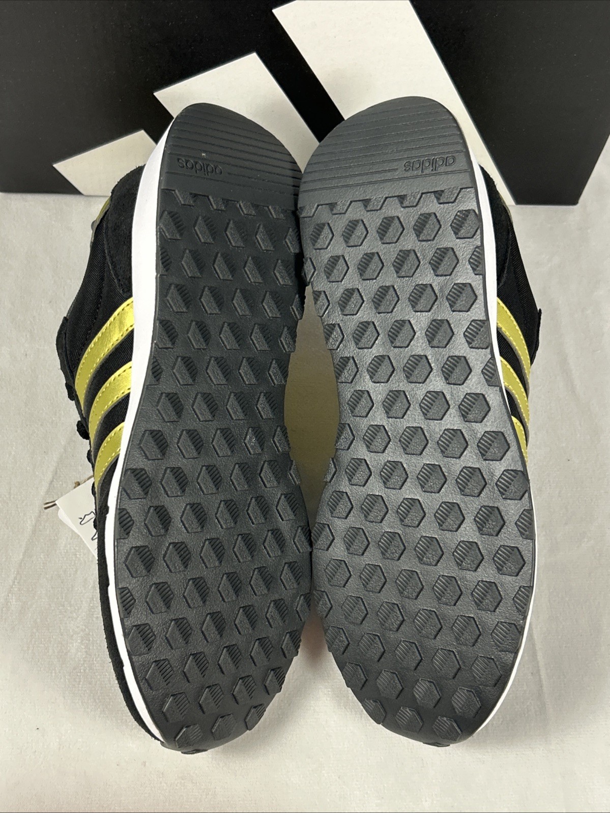 Adidas Run 60s 2.0 Black Gold GX1714 Women’s 7.5W / 6.5Y NIB