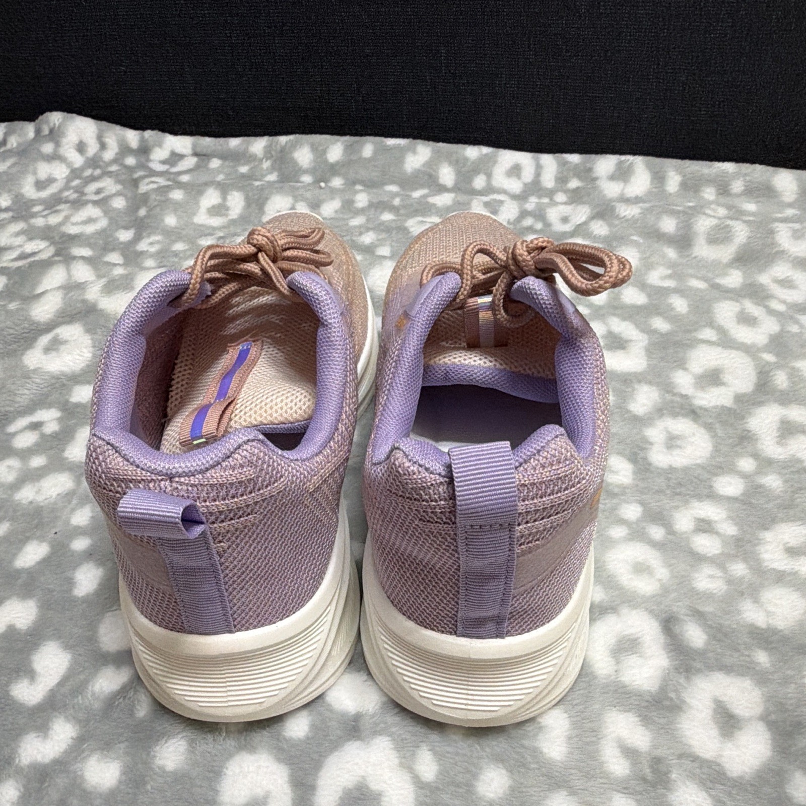 Women’s Purple/Pink Low Top Lace-Up Athletic Sneakers Mesh Upper Pull Tab