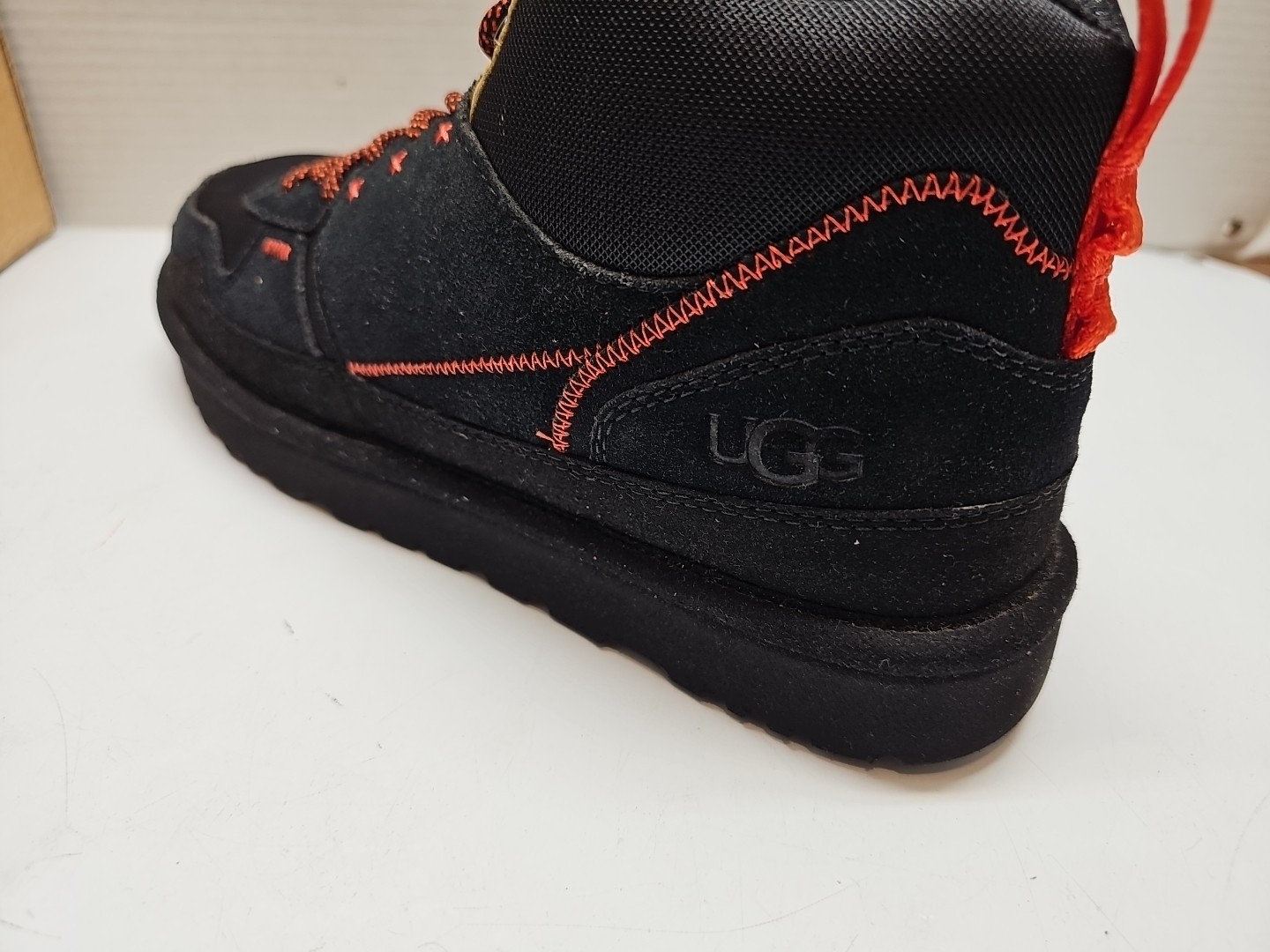 UGG Highland Hi Heritage Size 11 Sneaker Boot Black Suede Textile Mesh