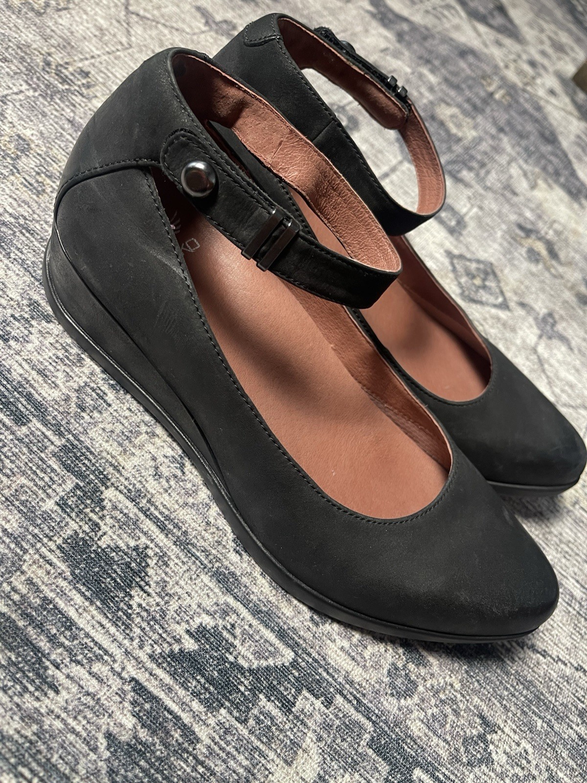 Dansko | Shaylee Waterproof Leather Ankle Strap Wedges Comfort