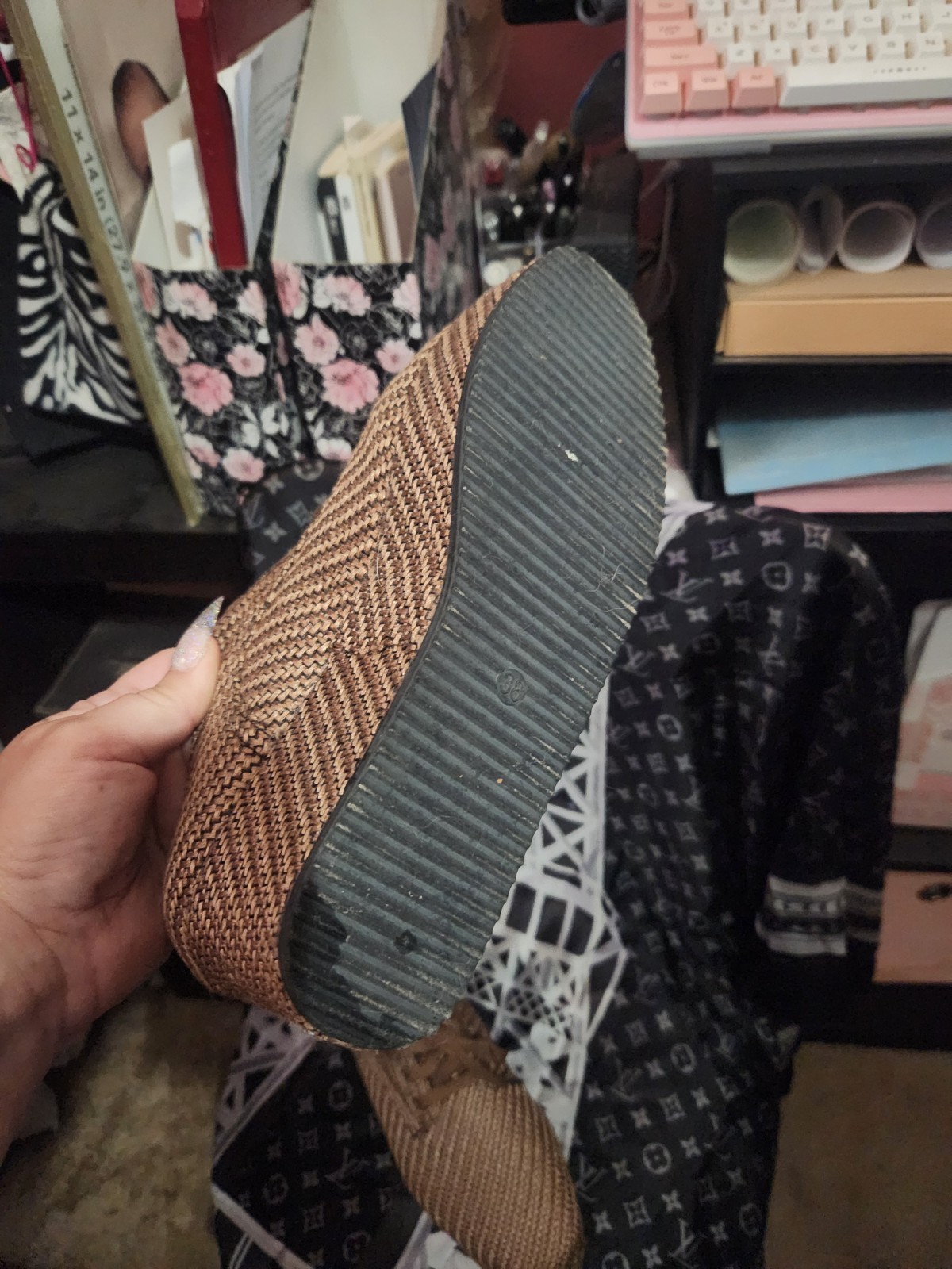 Women’s Brown Woven Chevron Lace-Up Almond Toe Flats Rubber Sole US 6 W