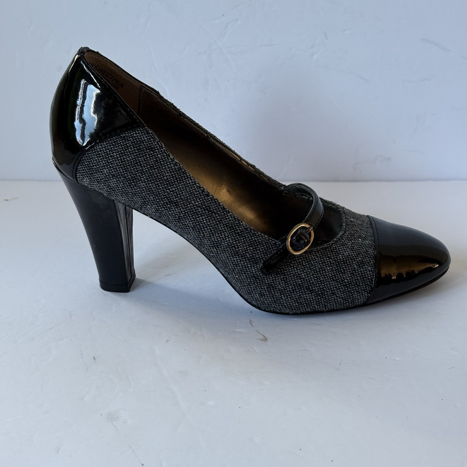 Anne Klein Mary Jane Heel Women 6 Sweet Pea Grey Fabric Black Patent Pump 3.25″