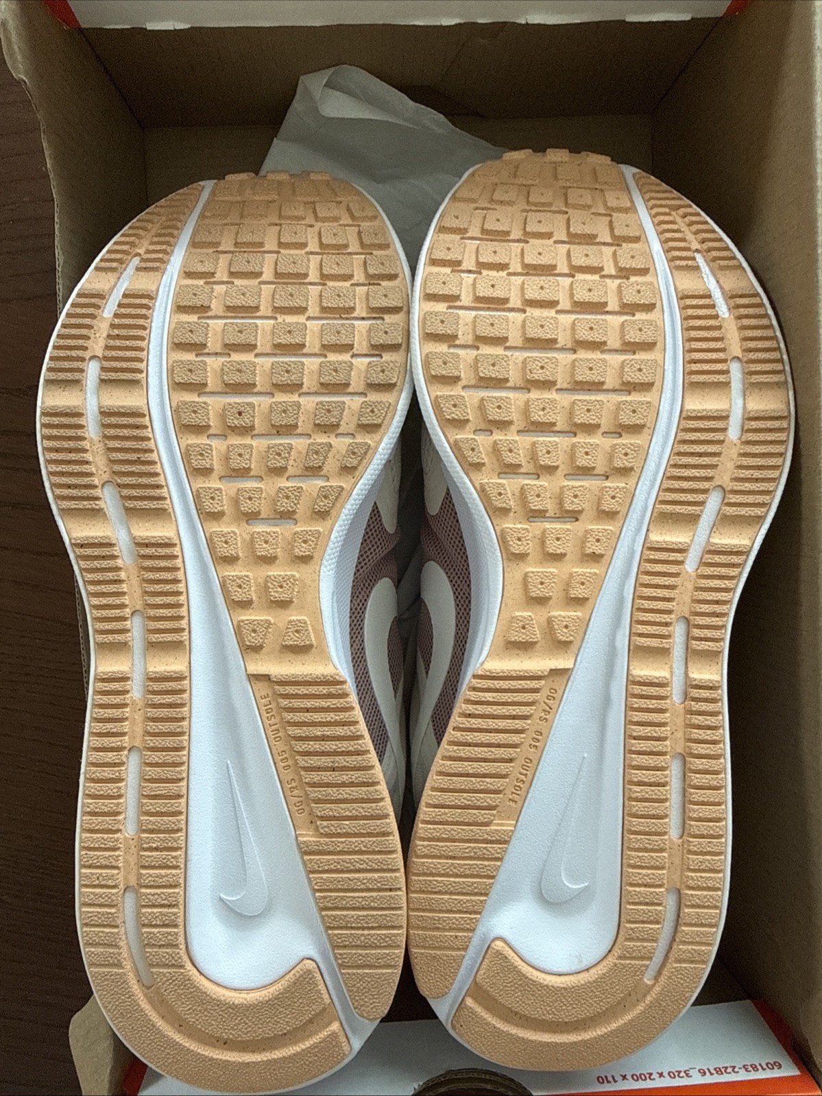 Women’s Nike Swift 3 White/Sail-Orange Chalk DR2698 107