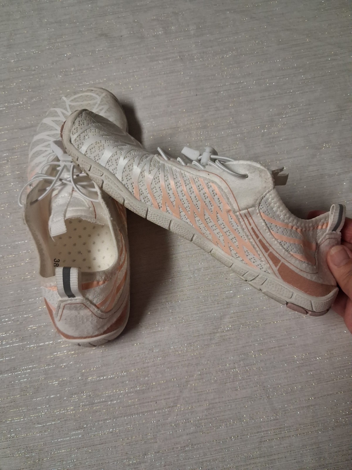 Hike lorax pro barefoot shoes Lightweight Pink And White. Size 38