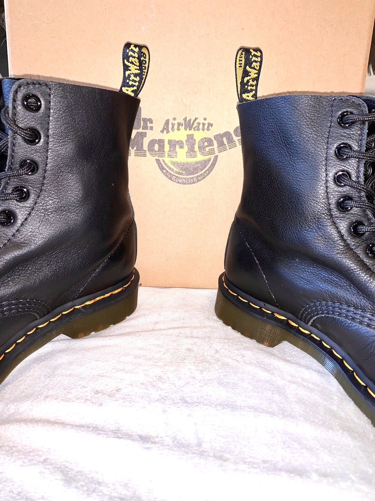 Dr. Martens Pascal 1460 Virginia Leather Boots Women Size US 10- Black -NEW