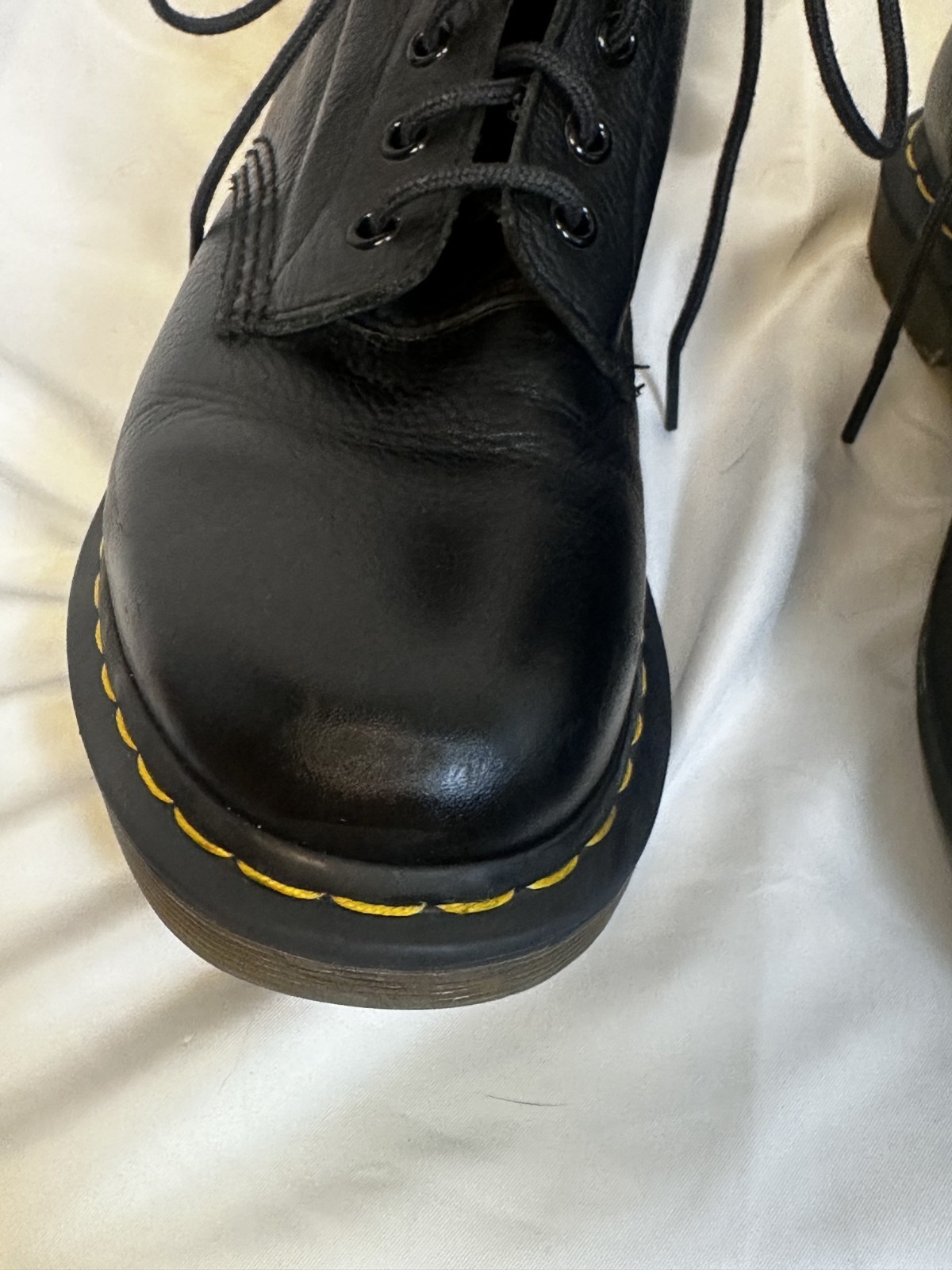 Dr. Martens Pascal 1460 Virginia Leather Boots for Women, Size US 7 – Black -…