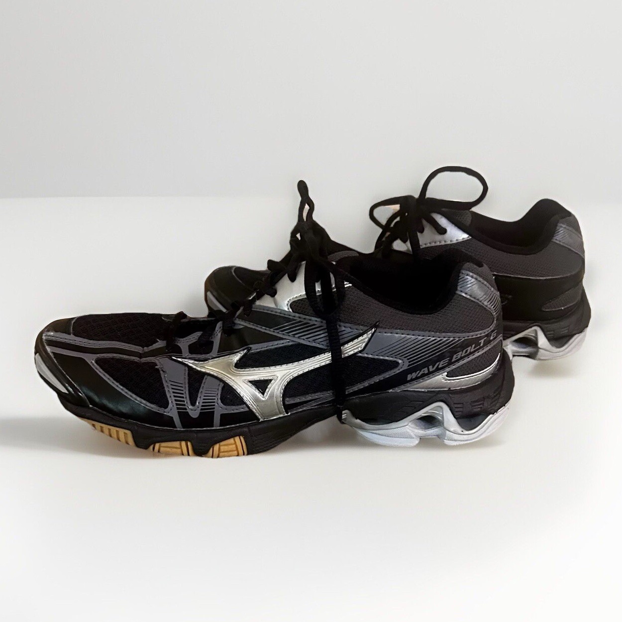 Mizuno Womens Wave Bolt 6 430224 9073 Black Running Shoes Sneakers Size 9