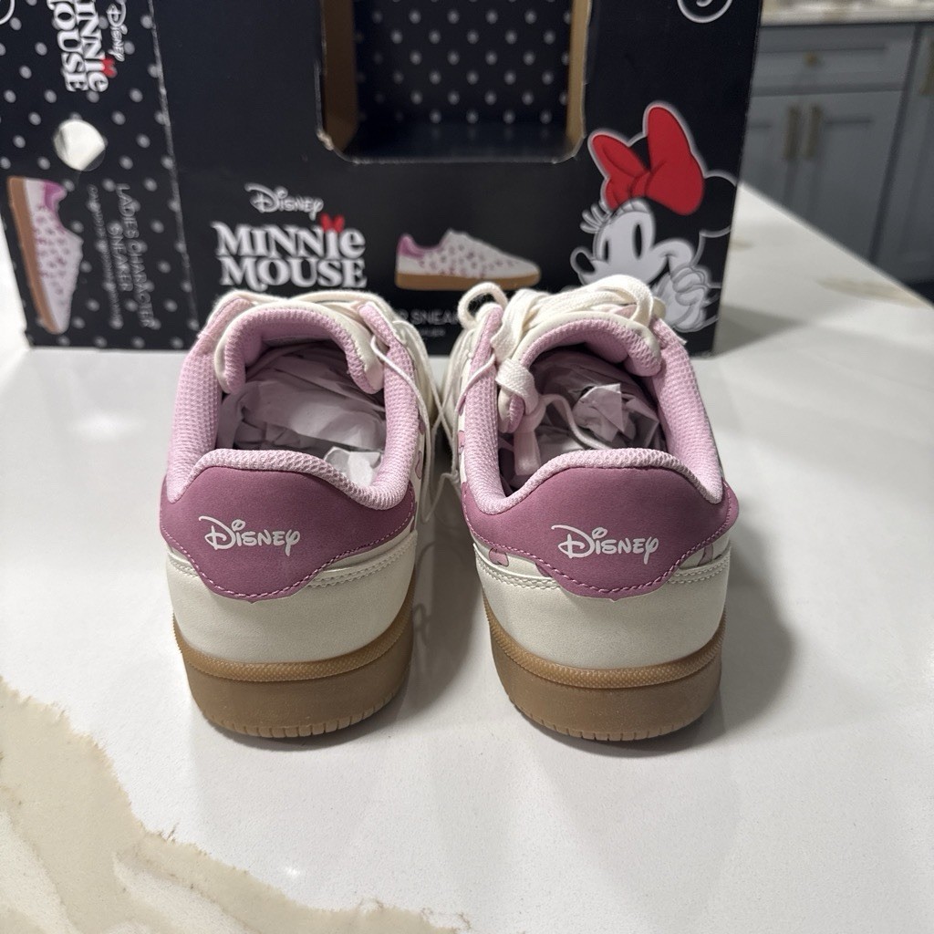 Disney Mickey Mouse Ladies Shoes Size 9 New In Box with Tags