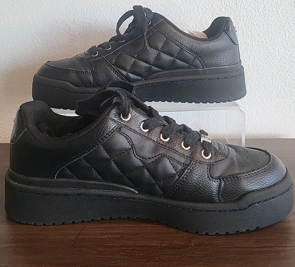 Guess LOS ANGELES Sneakers BLACK QUILTED LACE UP WOMEN’S SZ 9M Pre Owned