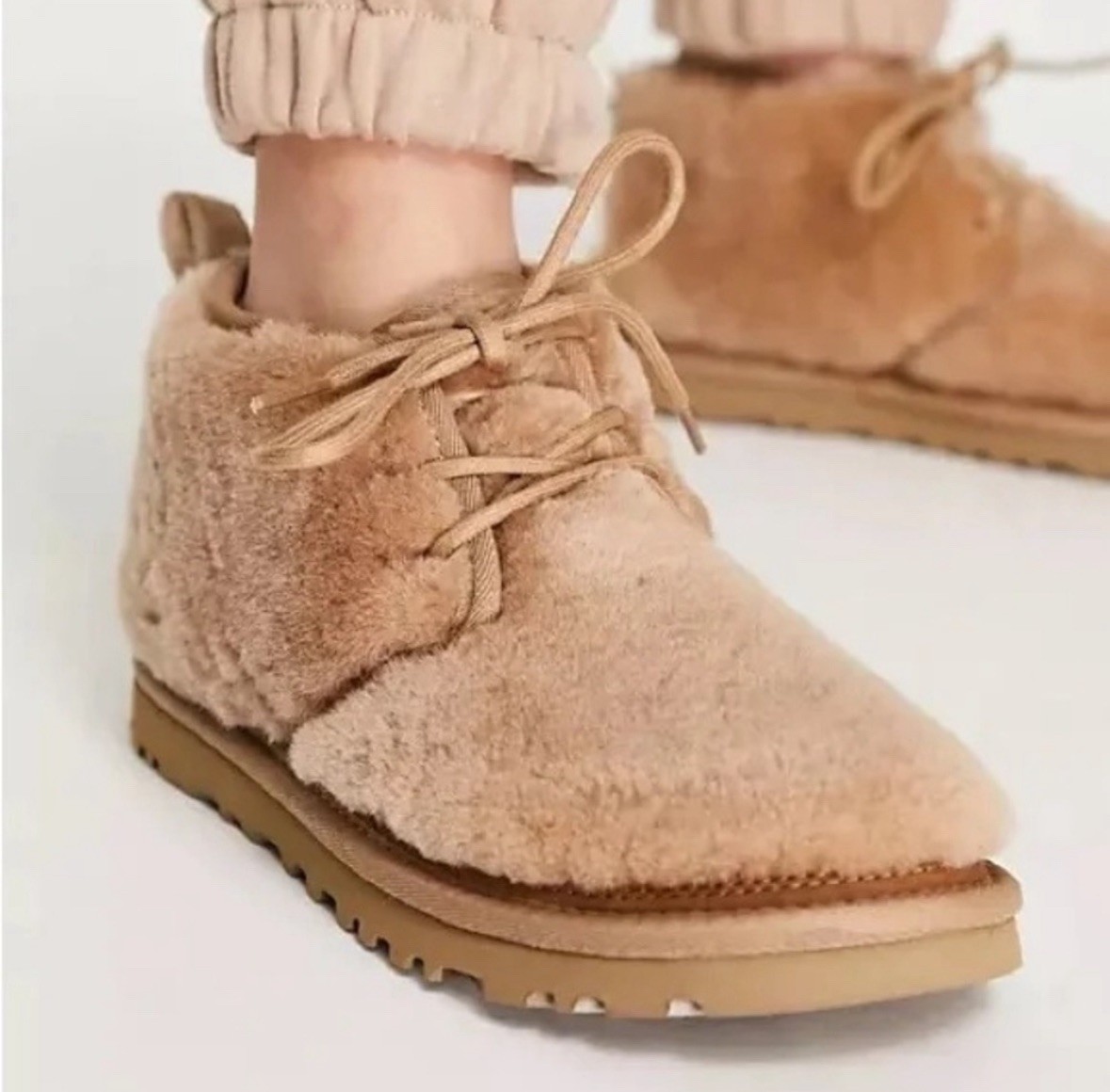 NEW UGG Neumel Cozy Fur Chukka Boots Chestnut Women’s Size 7