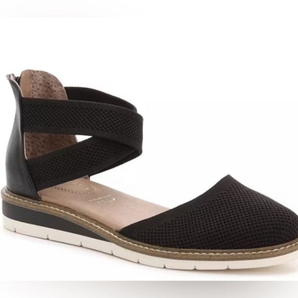 Kelly & Katie Black Ankle-Strap Flat Sandals
