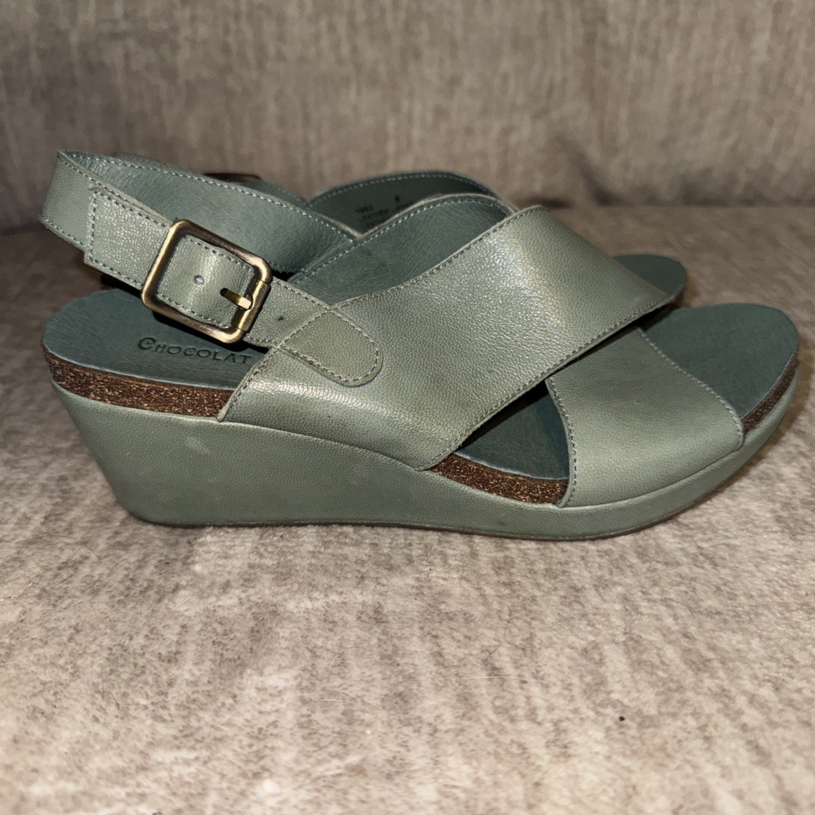Chocolat Blu Sz 6 olive green platform Criss Cross straps Covered heel