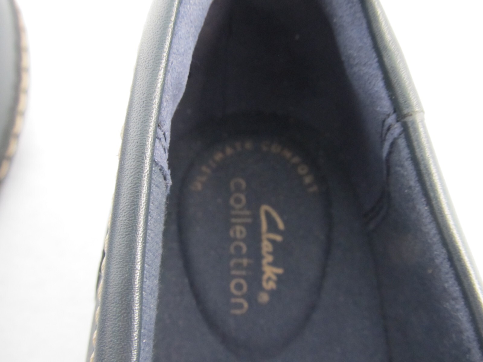 Clarks Women’s Ashland Bubble Loafer Navy 10N