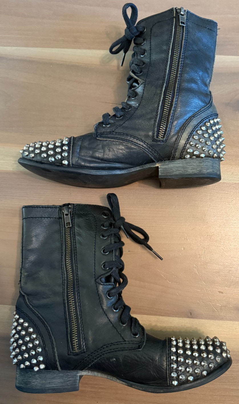 Womens Steve Madden Tarnney Black Leather Spiked Gothic Biker Boots Size 9 M