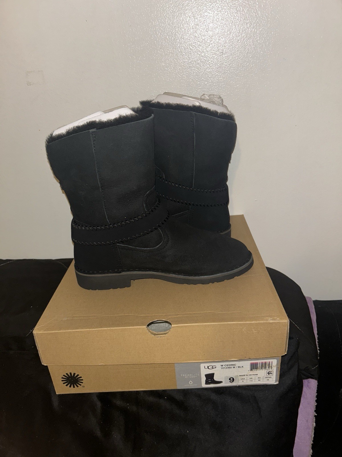 UGG Cedric Women’s Black Suede Mid-Calf Boots Faux Fur Buckle US 9