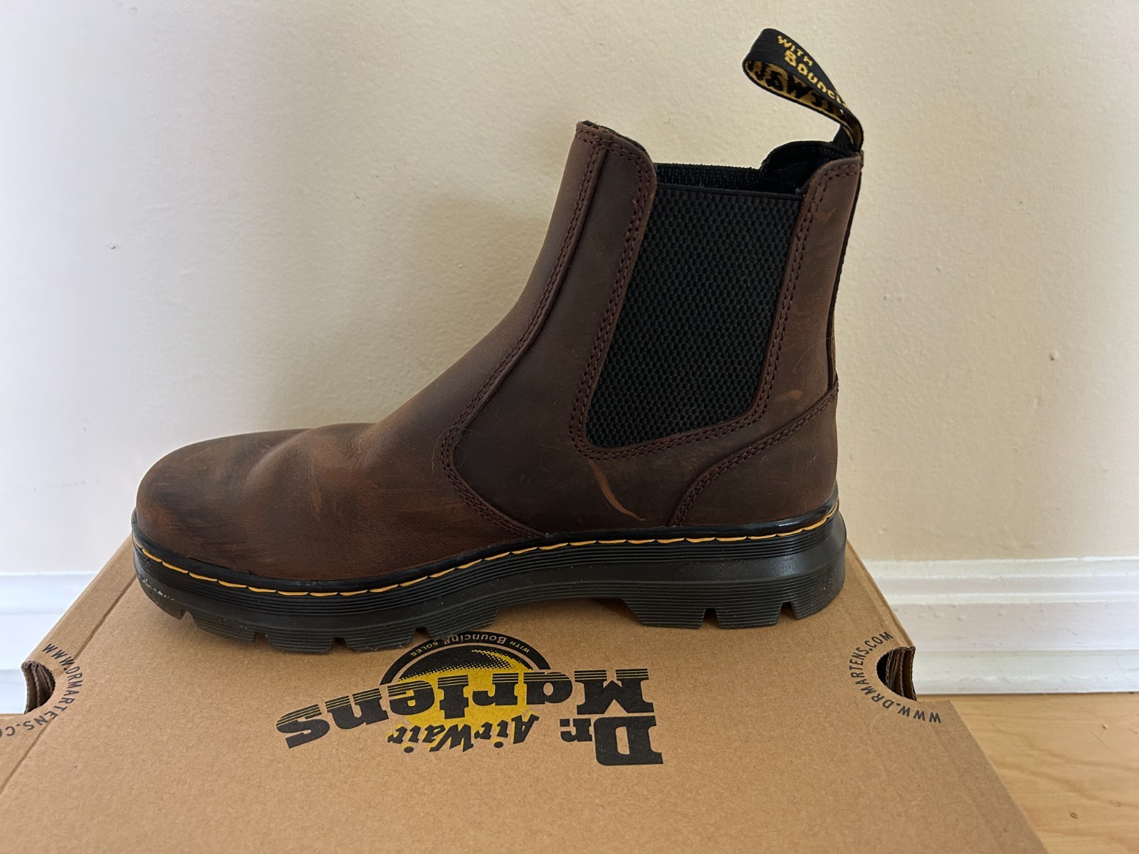 Dr. Martens Embury – Dark Brown Suede Boots – Women US size 10 – Barely worn