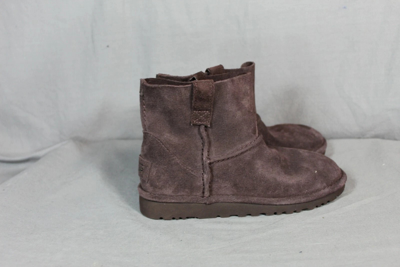 UGG 1017532 Brown Classic Mini Unlined Booties Size 5 Woman’s