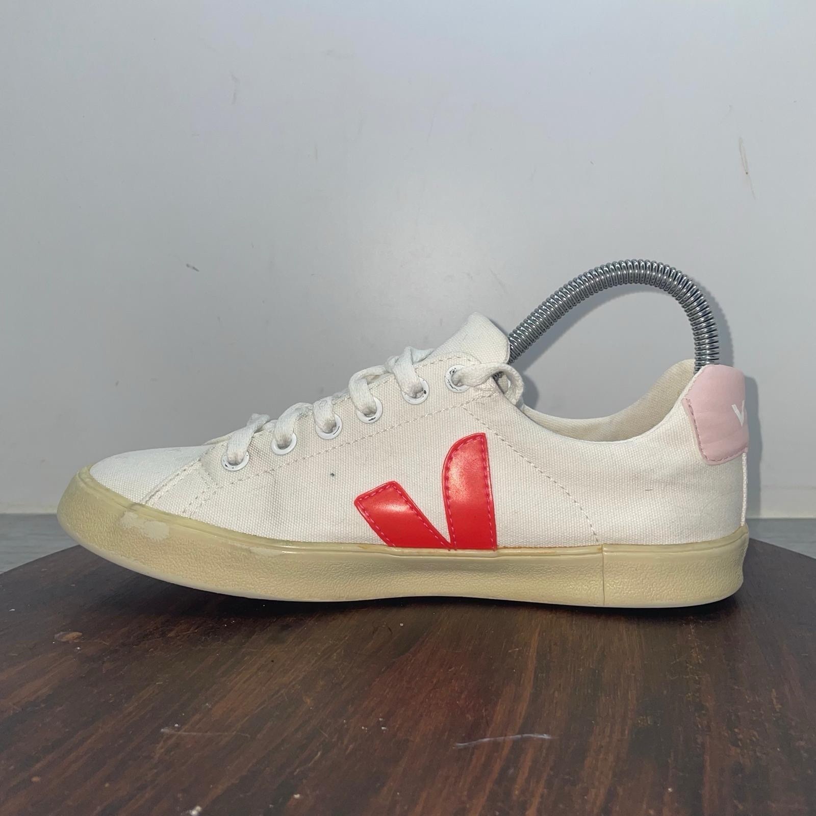 Veja Esplar Logo Sneakers Women’s Size 7 White Red Shoes Classic Comfort Canvas