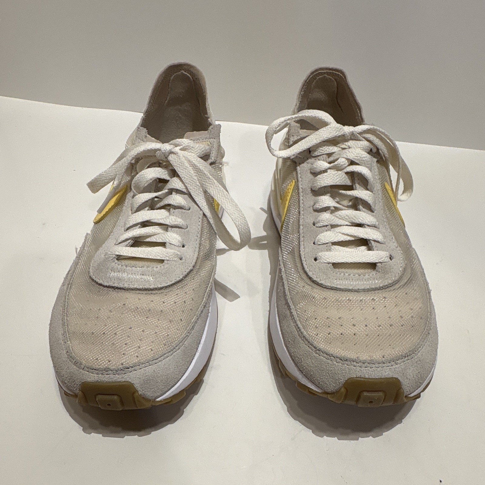 Nike Waffle One Low Top Lace-Up Mesh Sneakers Beige Yellow White DC2533-102