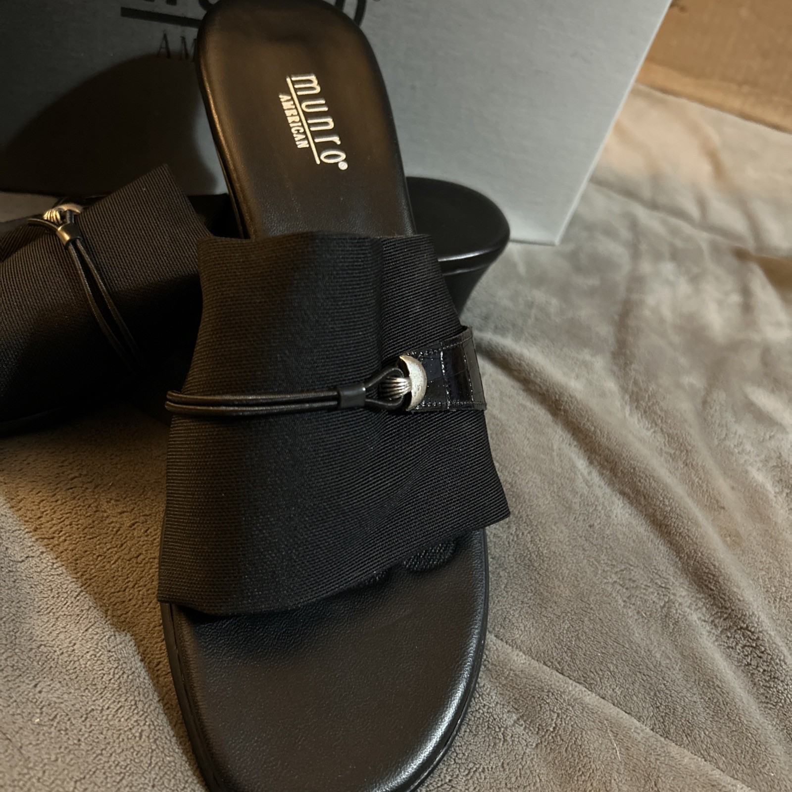 Y2K MUNRO Jill Black Stretch Slides Women’s 9.5 W 2 3/4 In Heel Made In USA