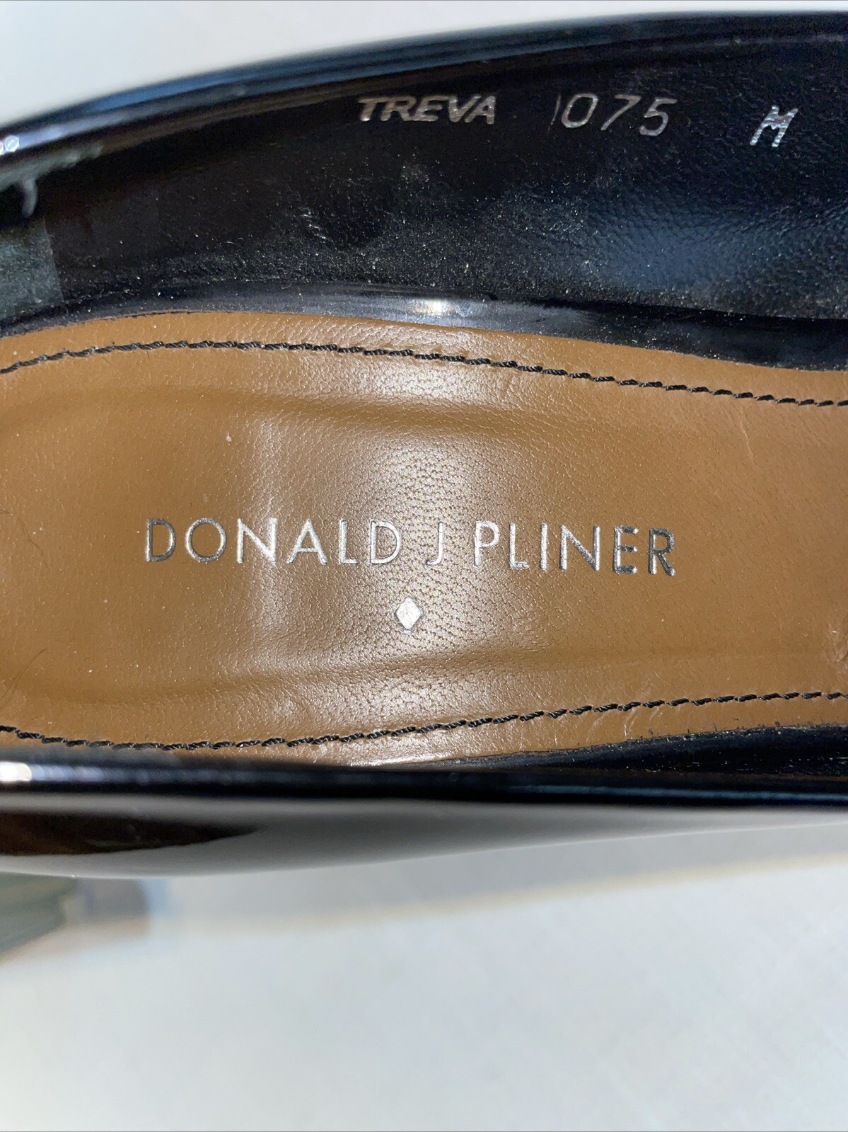 Donald Pliner Womens Dressy Pumps Sz 7.5 M Black Patent Leather Business Formal