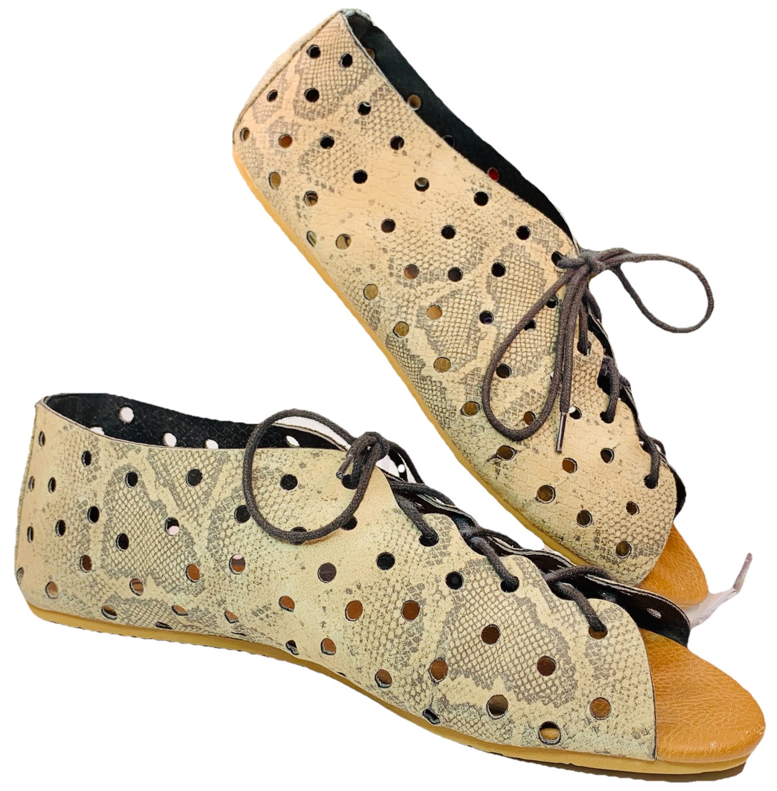Volcom Open Toe Shoes Animal Print Flats Lace Up Eyelets Women’s 7 Unique Rocker