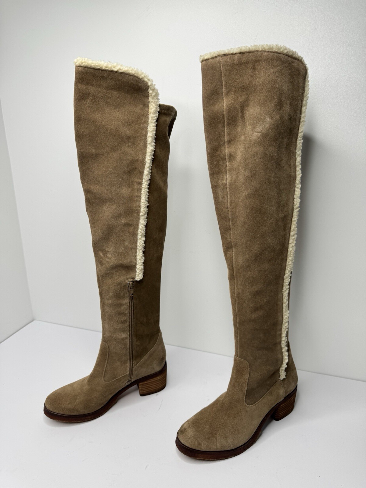 VINCE CAMUTO Shianne OTK Suede Vegan Fur Size 6.5M Taupe Women Boots