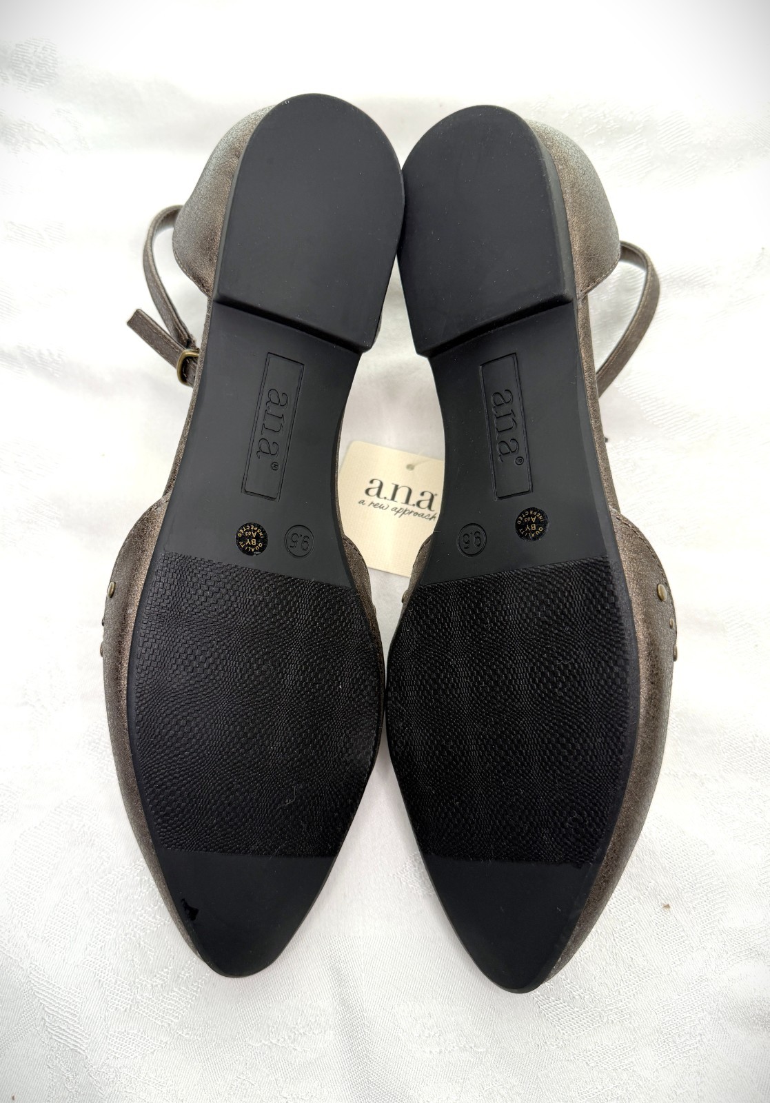 Ana Darell Bronze Pointed Closed Toe Ballet Flats Women’s 9.5 Medium