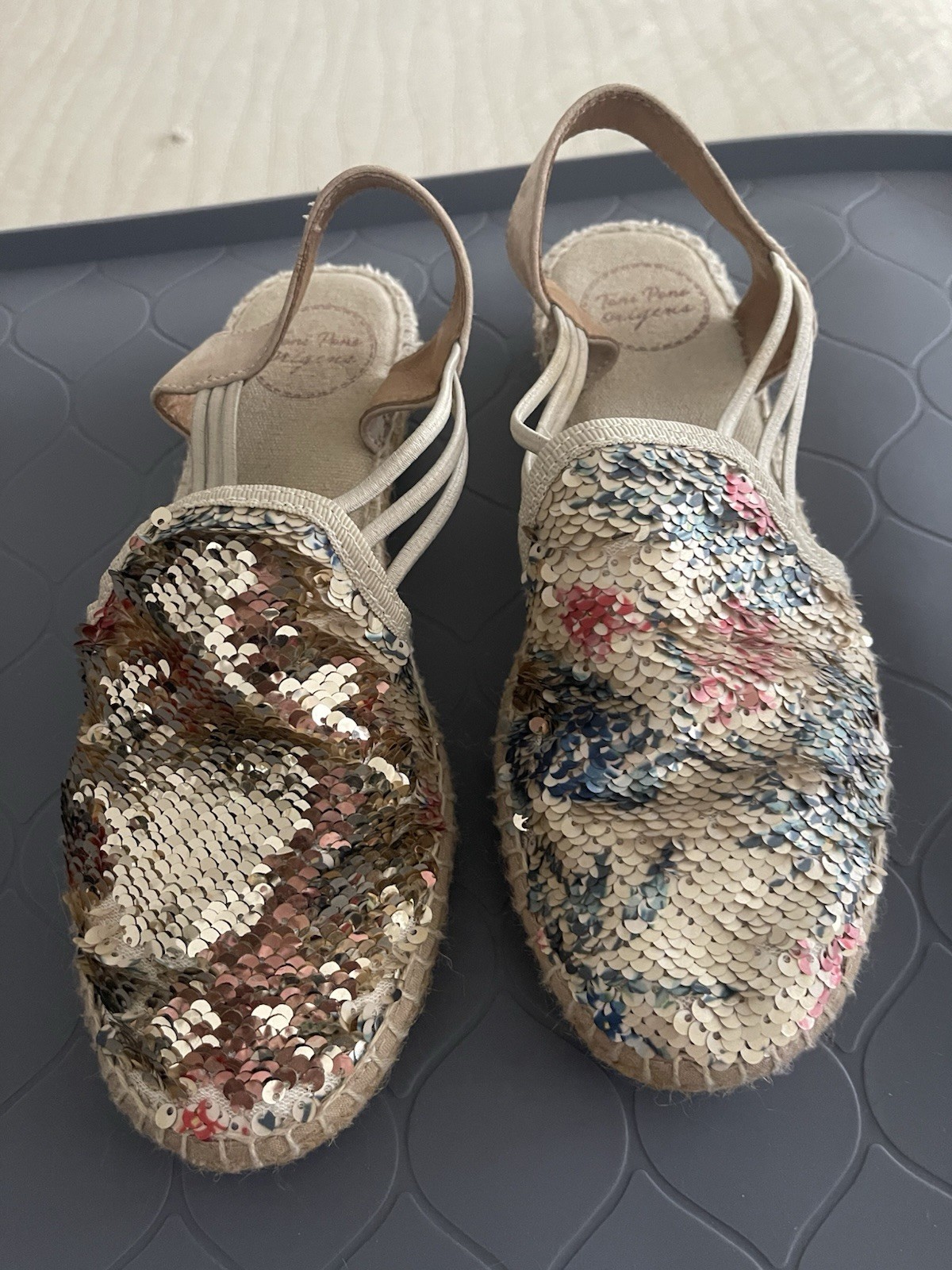 Toni Pons’ Espadrille Sandal Size 8